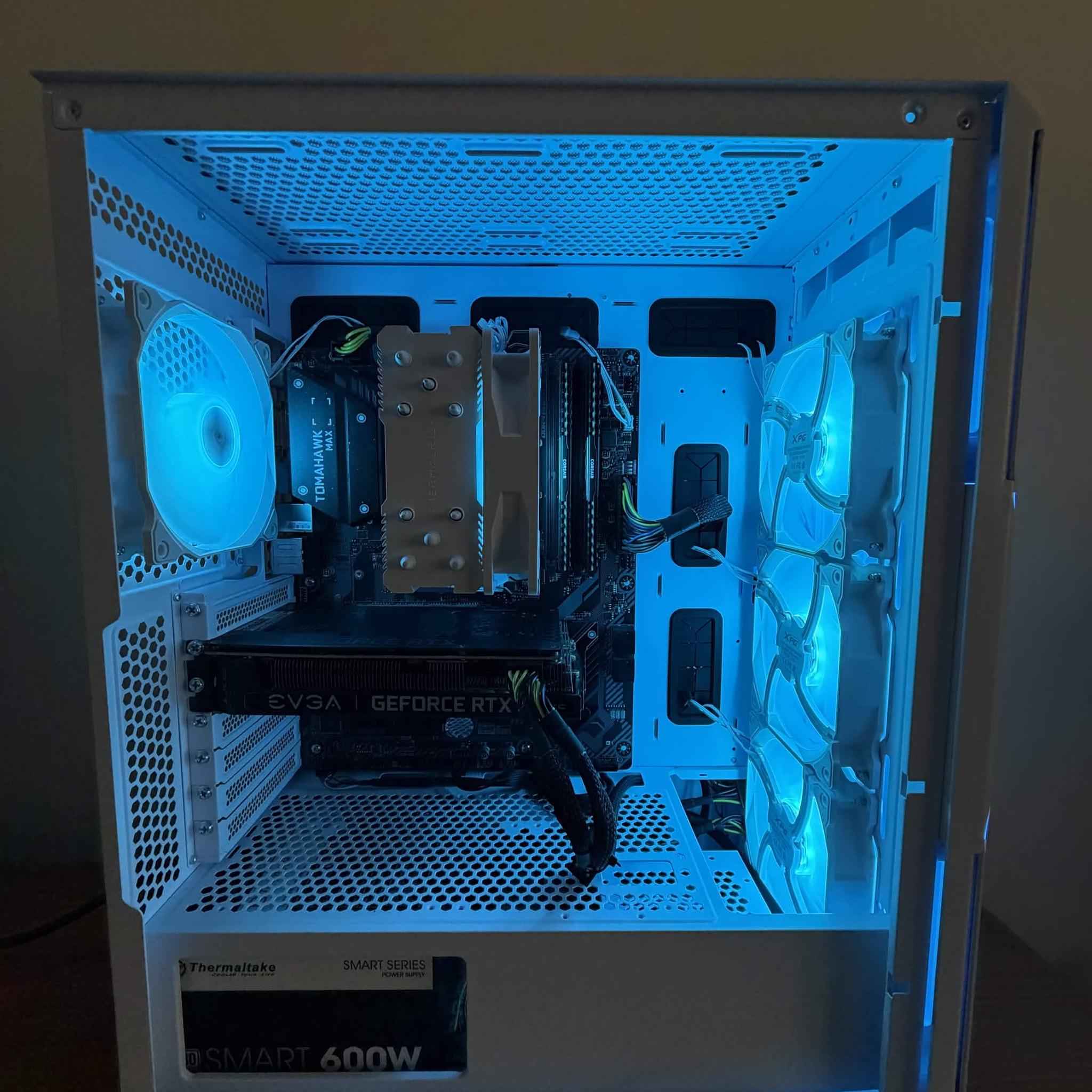 White Gaming PC RTX 3060ti | Ryzen 5 | RGB | Ready to Play