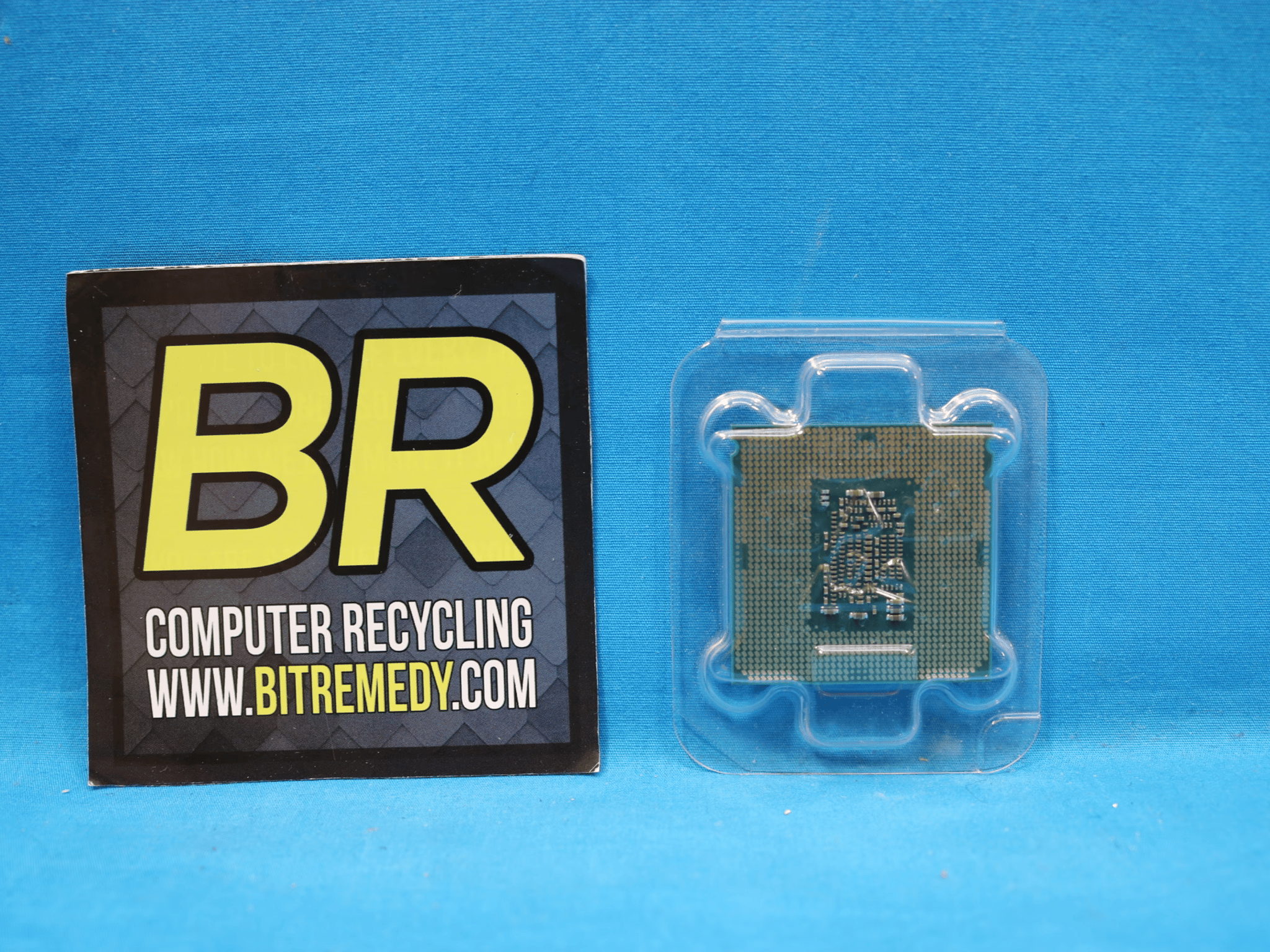 Intel Core i5-7400 3.00GHz LGA1151/Socket H4 Quad-Core 6MB Desktop CPU SR32W