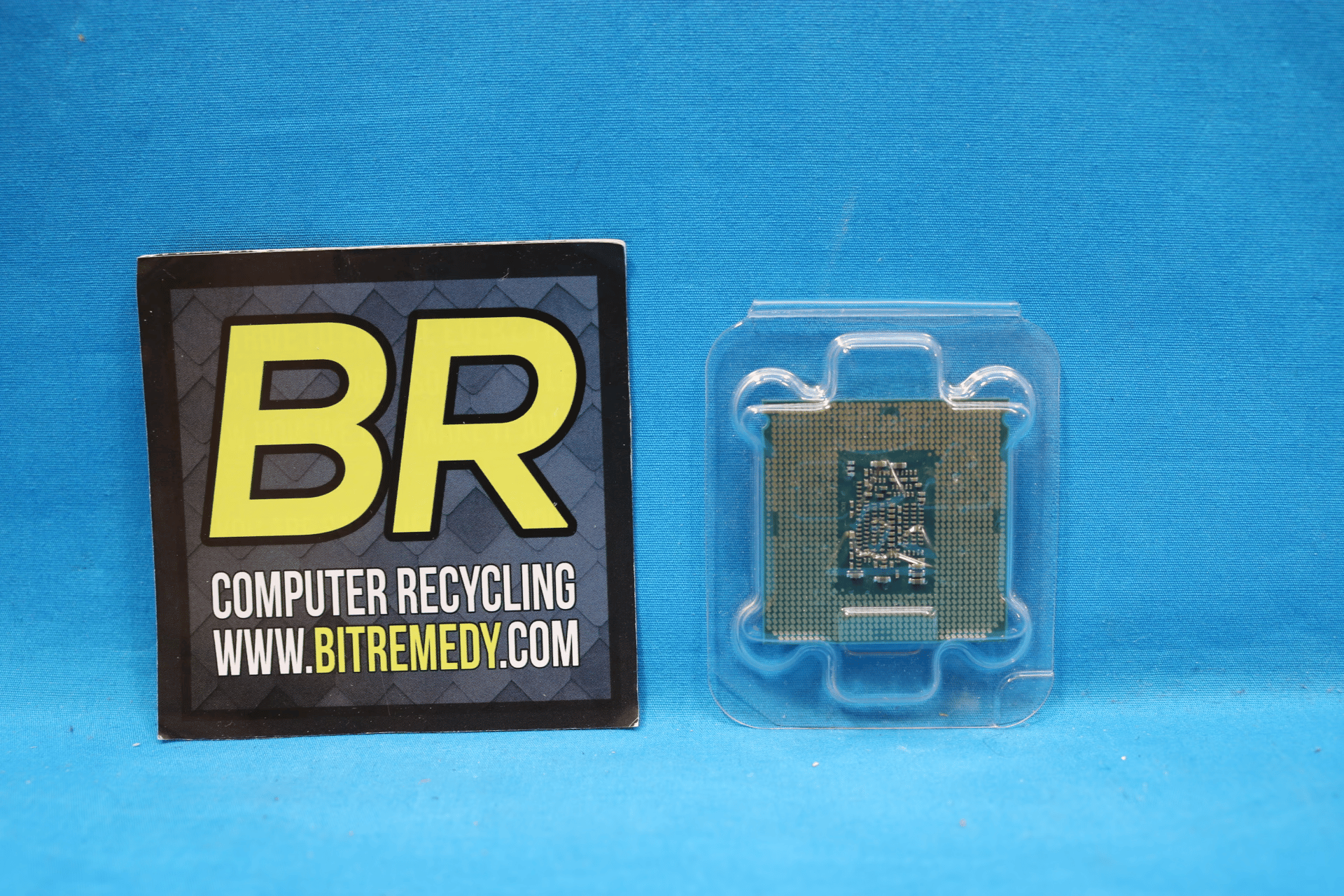 Intel Core i5-7400 3.00GHz LGA1151/Socket H4 Quad-Core 6MB Desktop CPU SR32W