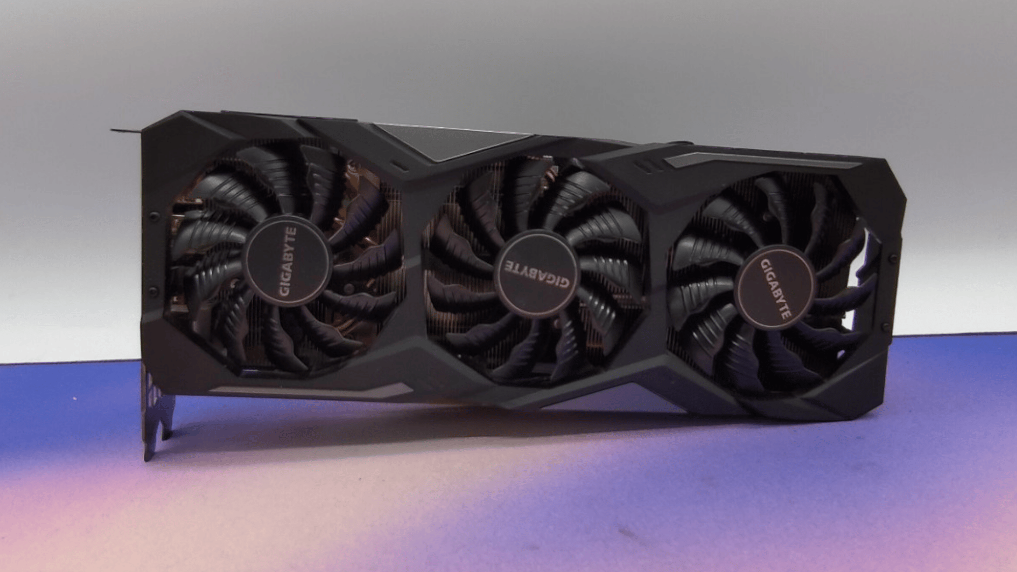 Gigabyte RTX 2080 Super Gaming OC