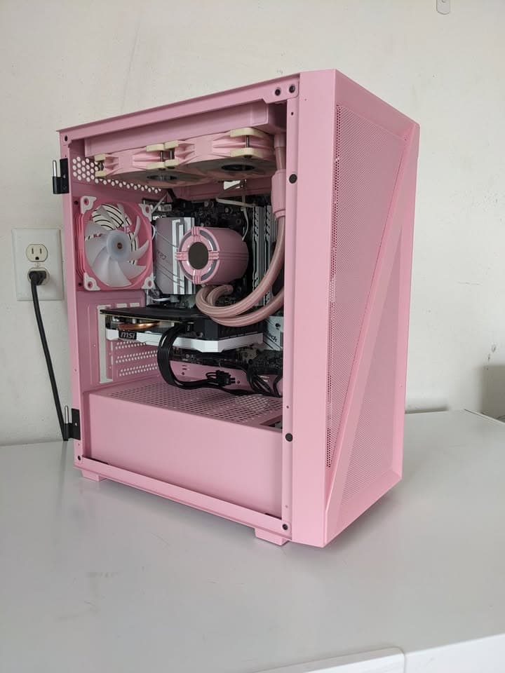 "The Pink PC" - RYZEN 7 4700G - RTX 2060 - 16GB DDR4-3000