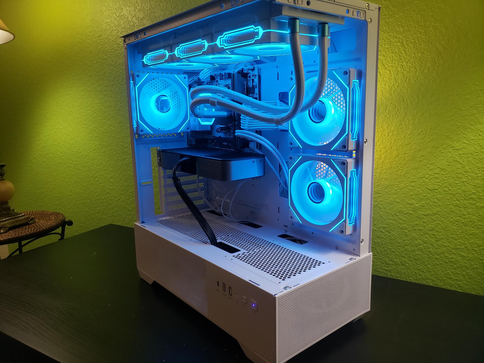 Gaming PC | RTX 3070 | Ryzen 7 3700x | 16GB RAM| Wi-Fi and Bluetooth