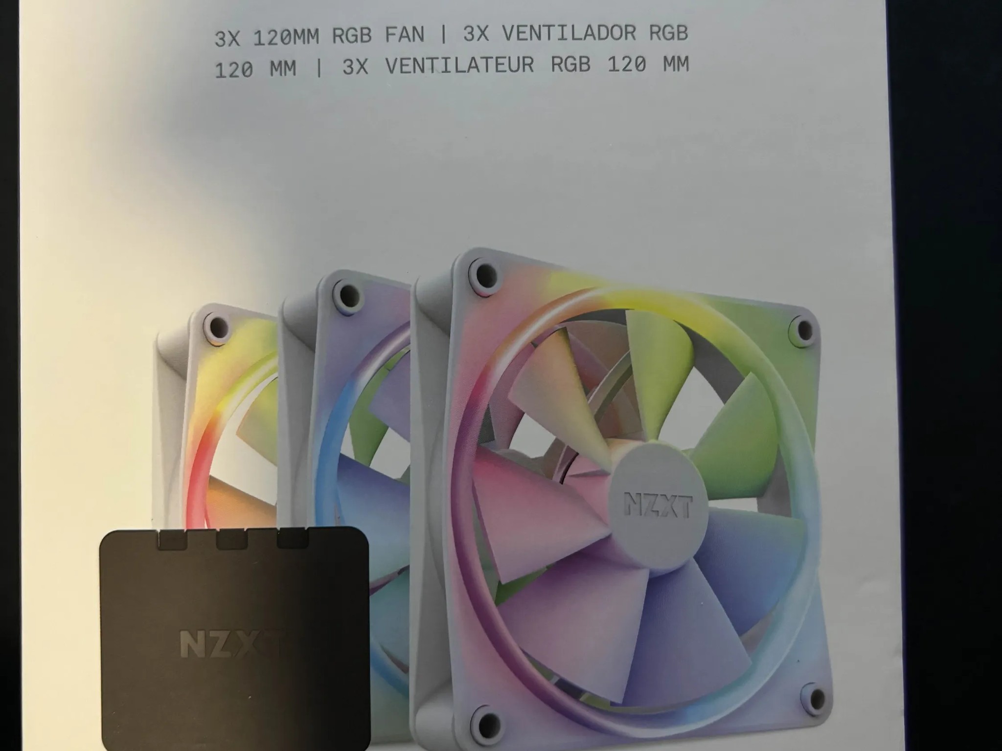 F120 NZXT RGB white Triple (RGB Fan & Controller Included) - 120mm Fan - White