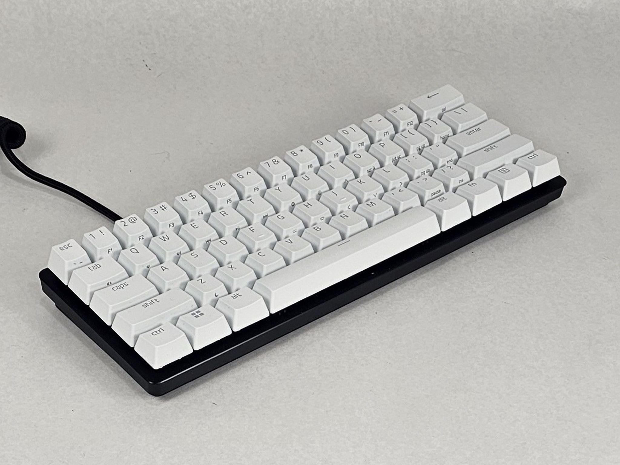 Razer Huntsman Mini Special Edition 60% Optical Gaming Keyboard - White/Black Wired