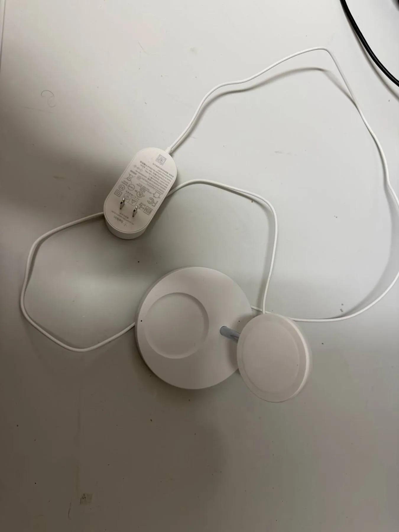 Belkin MagSafe 2-in-1 Wireless Charging Stand