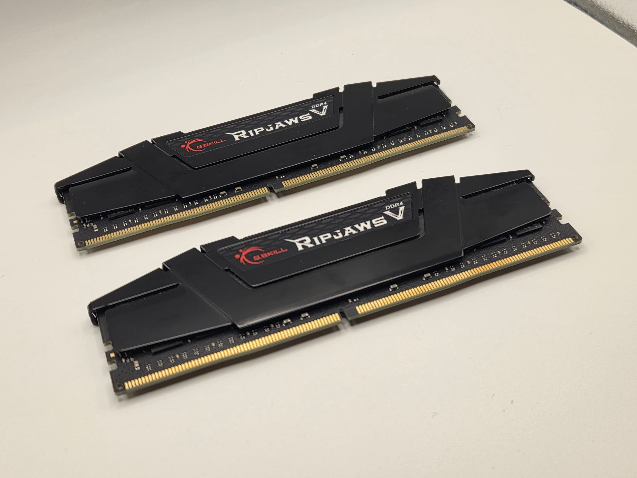 G.Skill RipjawsV CL18 DDR4-3600 64gb (32GBx2) | Jawa