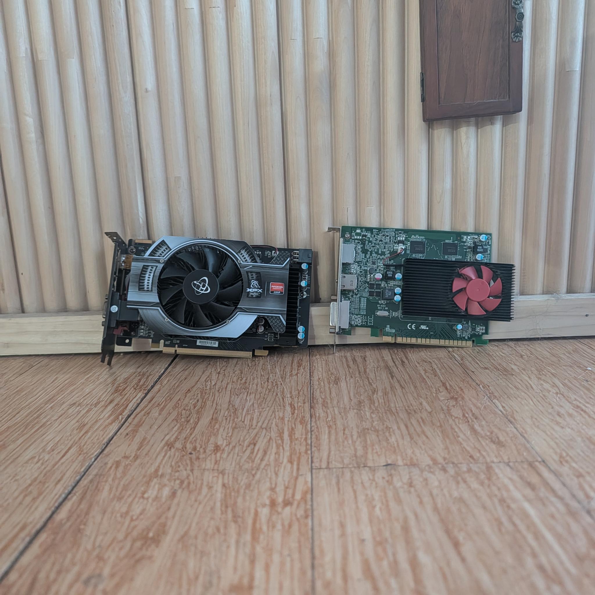LOT OF 2 AMD Graphics cards HD 6770 | R9 M360 | UNTESTED |