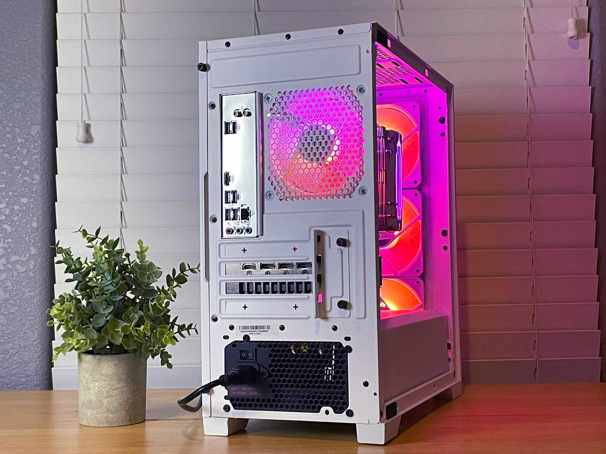 🔥 Gaming PC - RTX 5060, Ryzen 7 2700x, 16gb, 1tb NVME