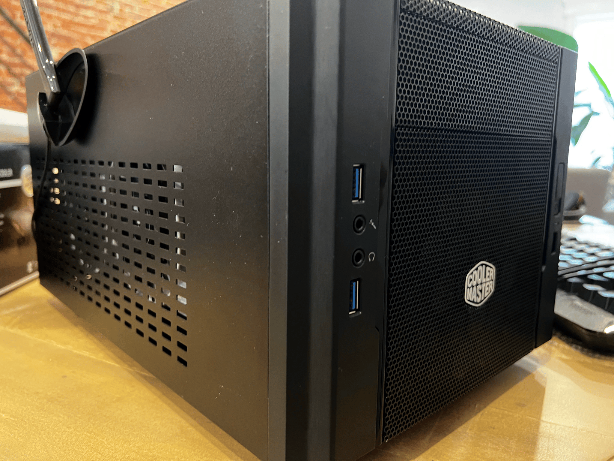 Budget Gaming - Used Mini-ITX Build (GTX 970 + i5-6600k)