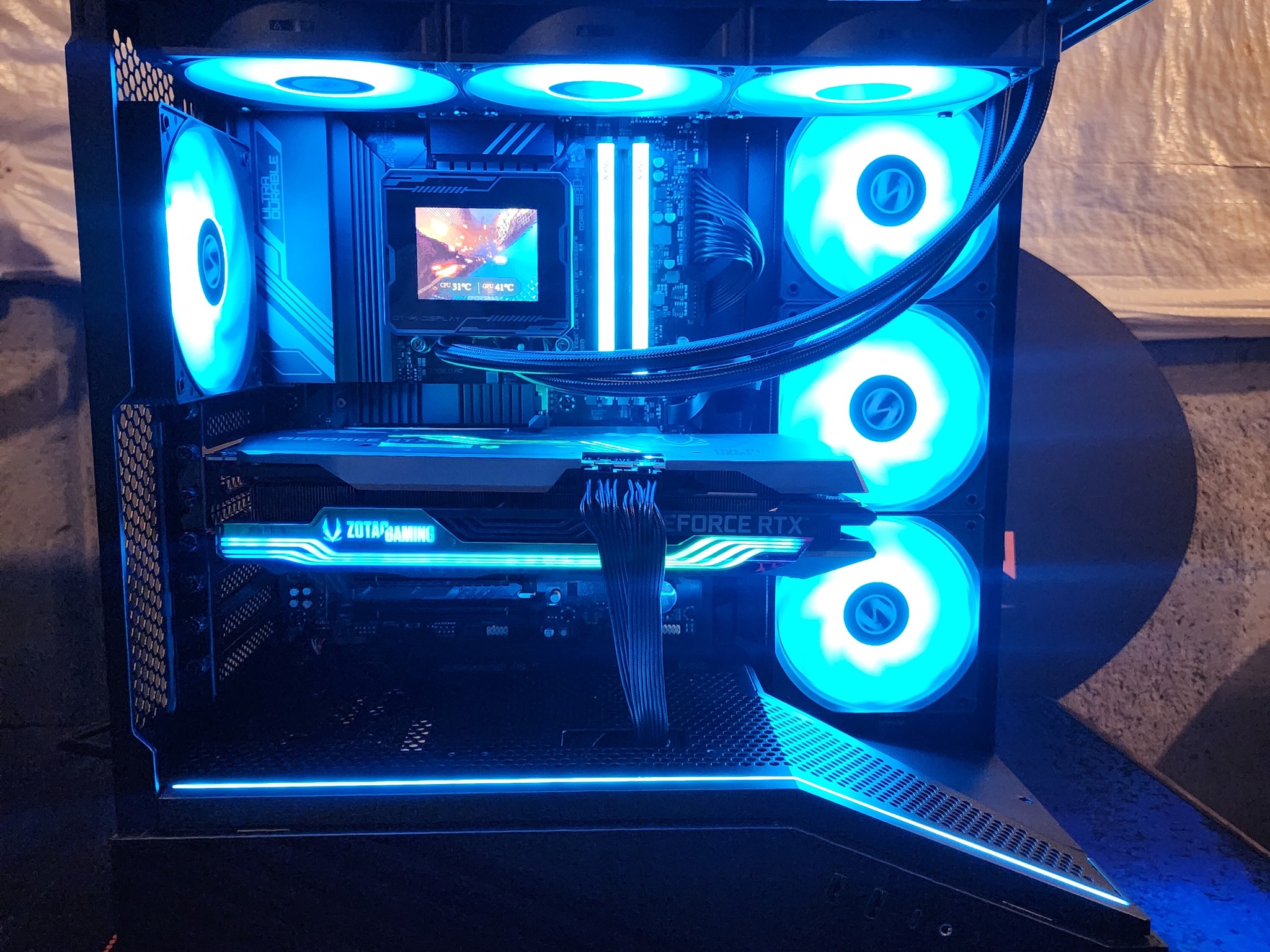 RTX 3080 Ti / i9-14900KF / 32GB DDR5 RAM / 1TB NVMe SSD