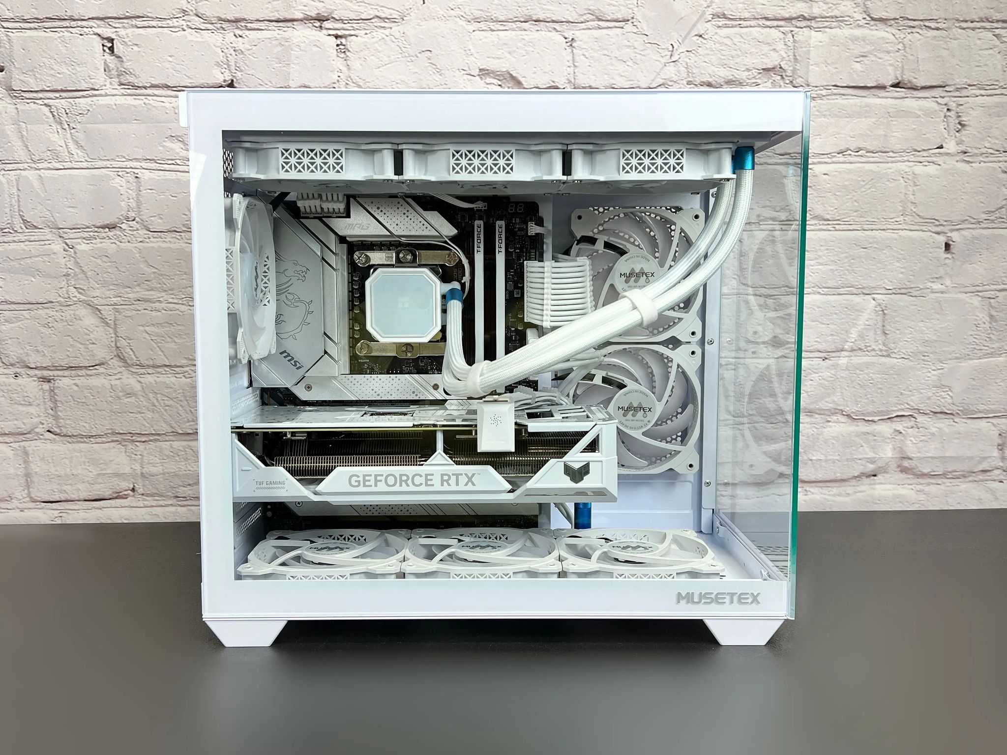 Intel i7 13700K RTX 4070 TI 32GB DDR5 RAM 2.5TB M.2 WIFI 6E/Bluetooth Win 11 Pro Gaming PC