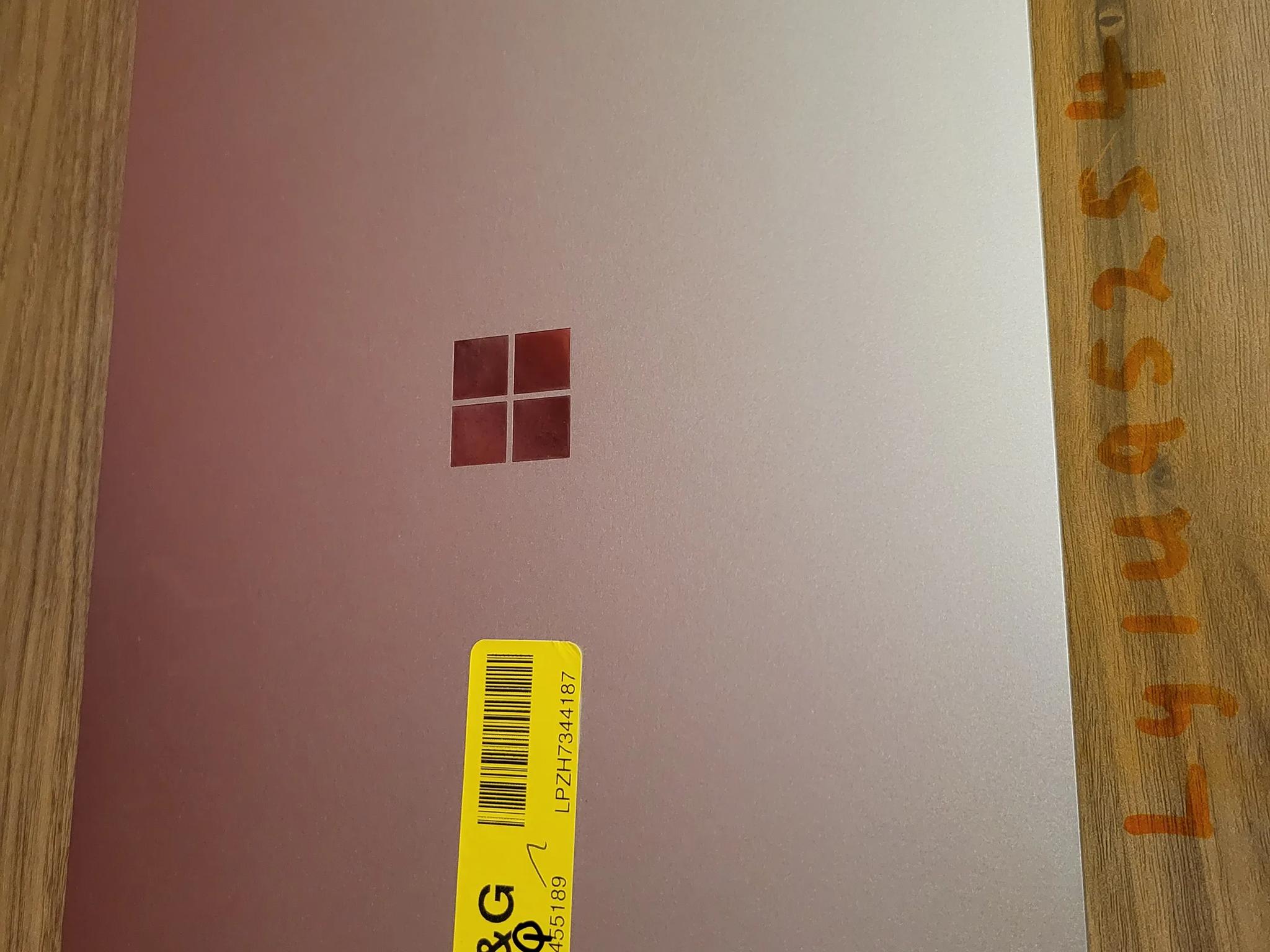 Microsoft Laptop 4 - 256gb ssd - 13.5" Touchscreen - Ryzen 5