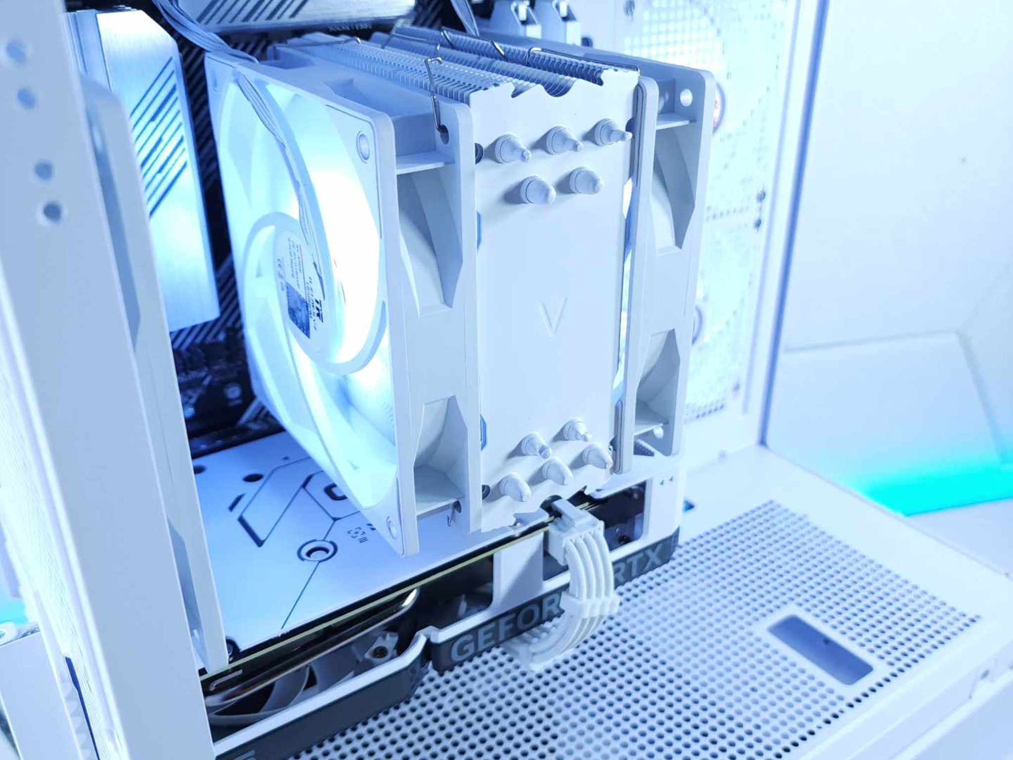 🤍🤍RTX 4060Ti || Ryzen 7 5700G || 1TB NVMe SSD || 32GB 3200MHz