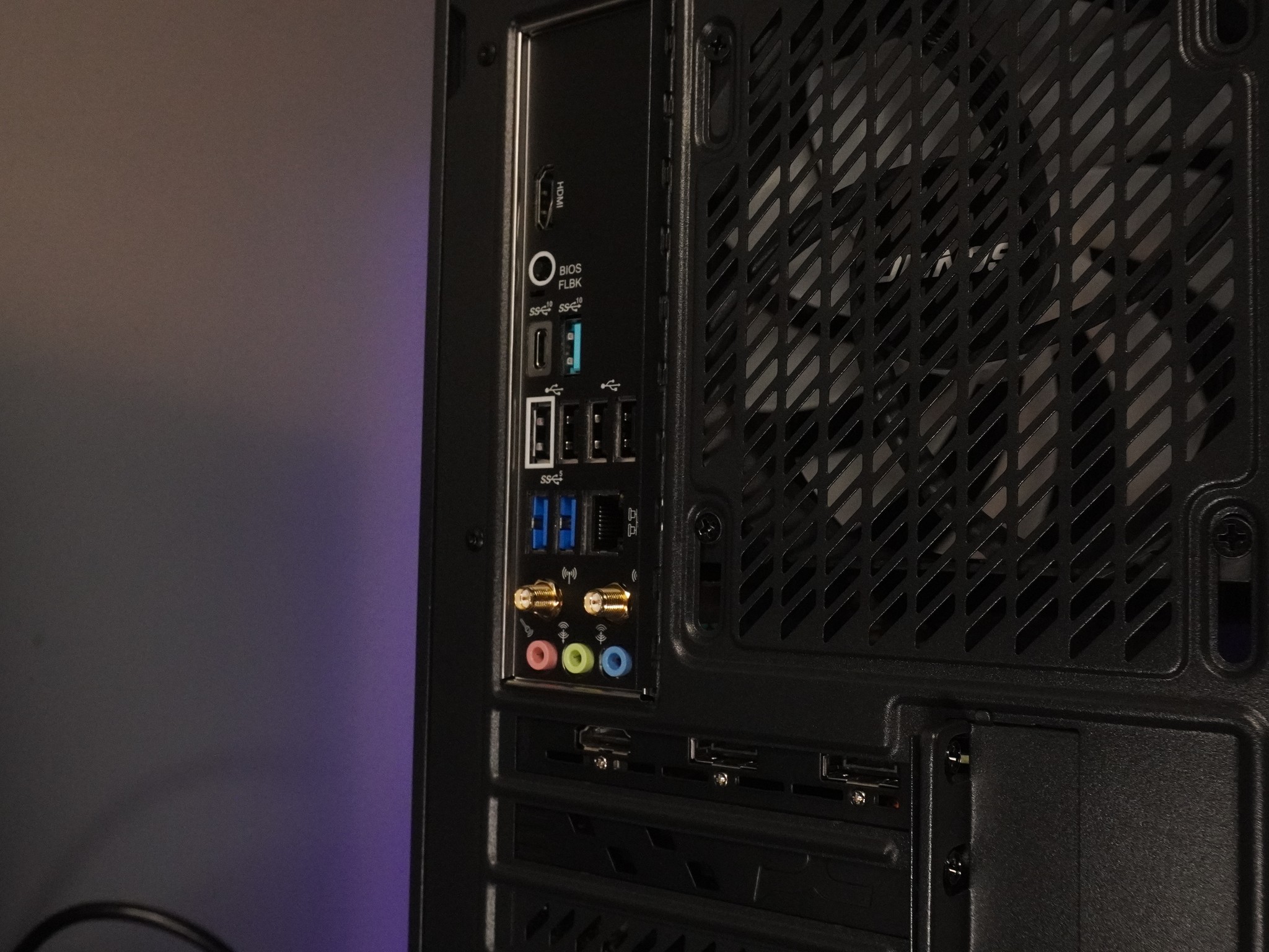 🤍CLEAN BEAST🖤 PRICE TO PERFORMANCE 💪 1440p/1080p MACHINE  🧡RX 9060XT 16GB 🧡 Ryzen 5 7500x3d DDR5 PC