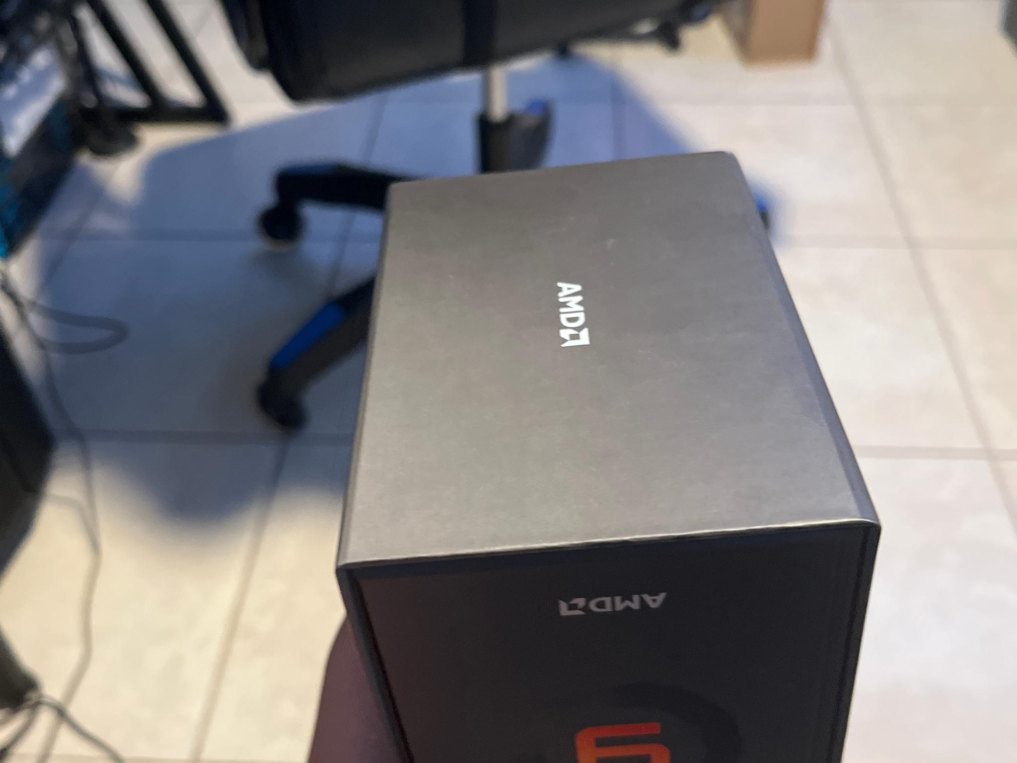 AMD Ryzen 9 7900X