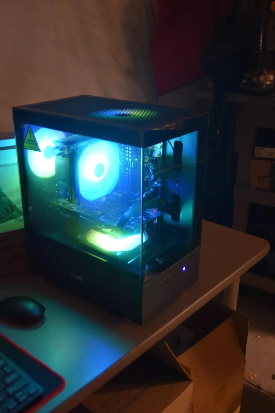 GAMING PC INTEL i7 3770 rx580 8 gb 24gb ram 500 WT PSU BUILT IN WIFI & BLUETOOH 512gbm.2 500gb HHd