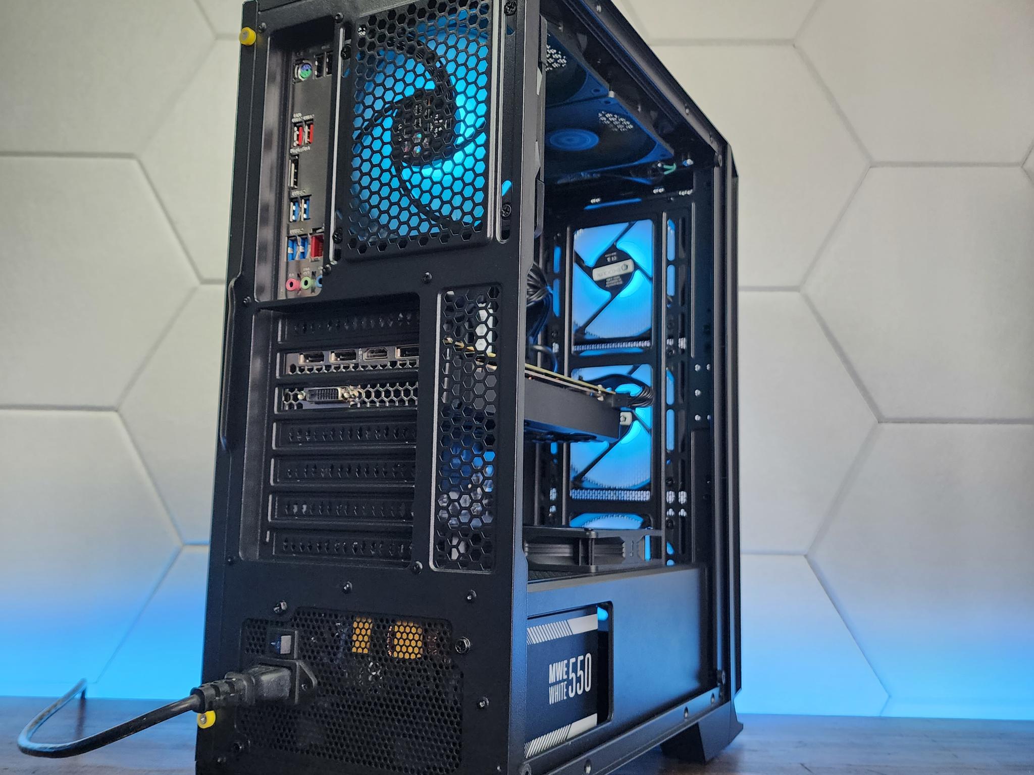 💙🖤💙 PNY GTX 1070 Ti // Intel Core i3 10100F // XPG 16GB 3000MHz