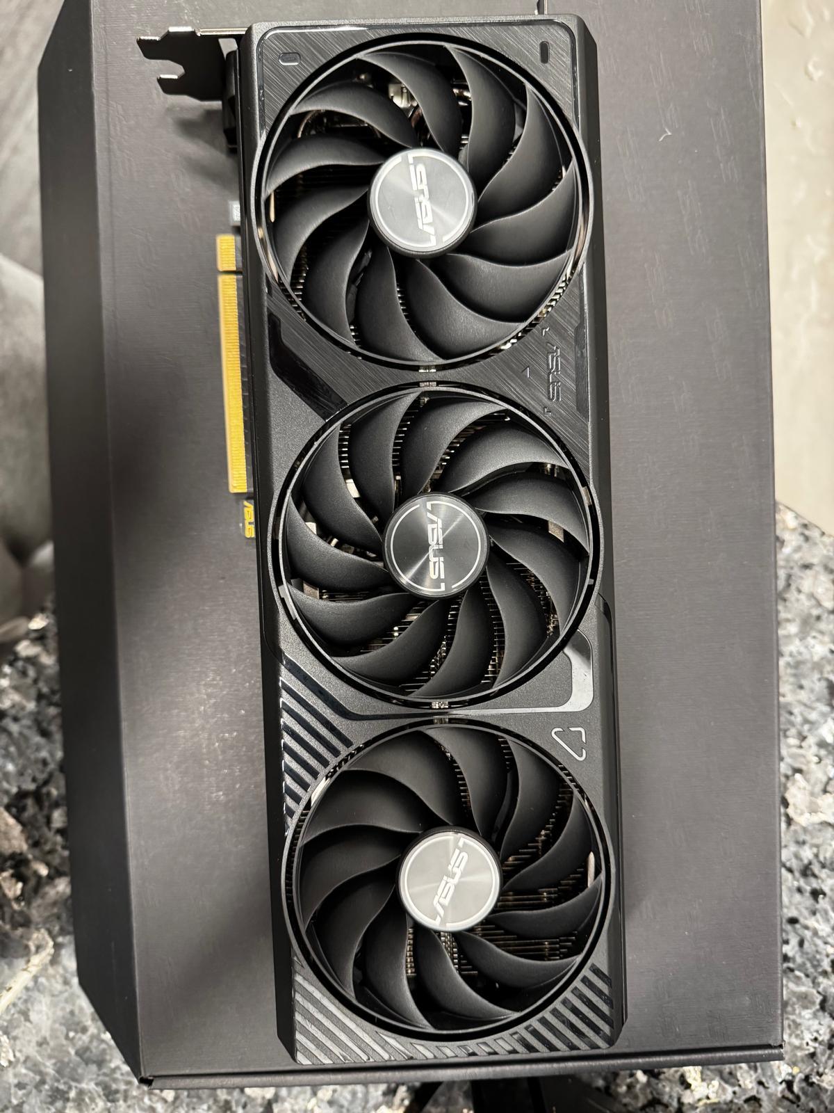 ASUS SFF-Ready Prime GeForce RTX™ 4070 Ti Super