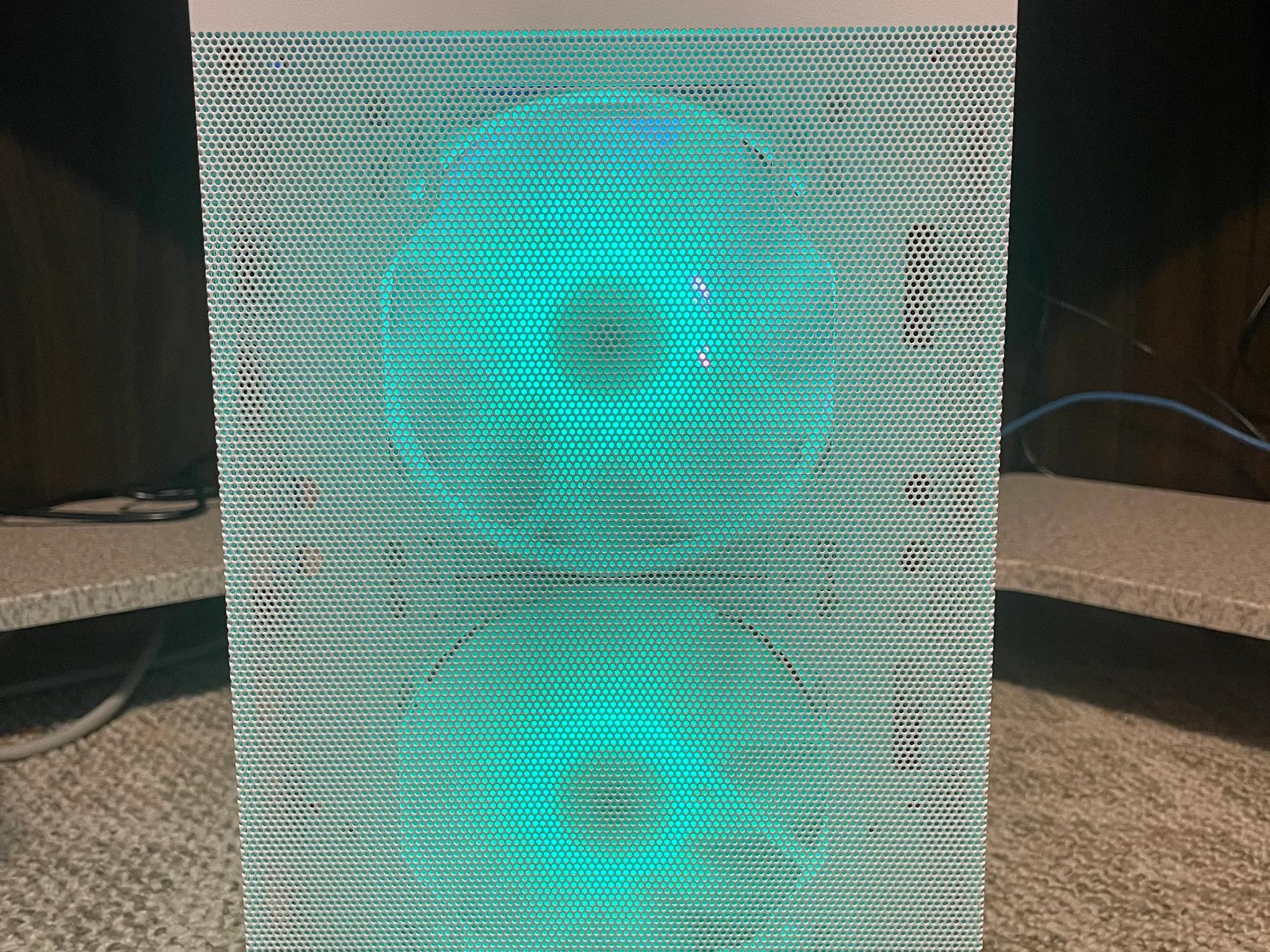 - White Out - Ryzen 5 3600/GTX1080SC