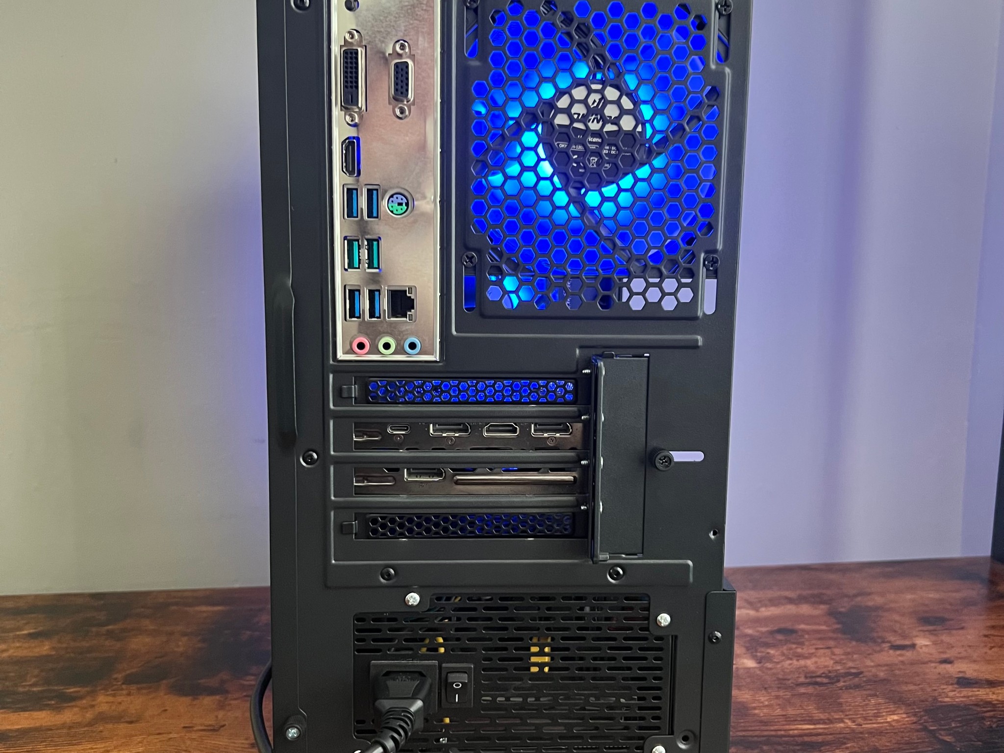 RTX 2070 Super Gaming PC! | Ryzen 5 3600 | 16gb DDR4 | 1tb SSD