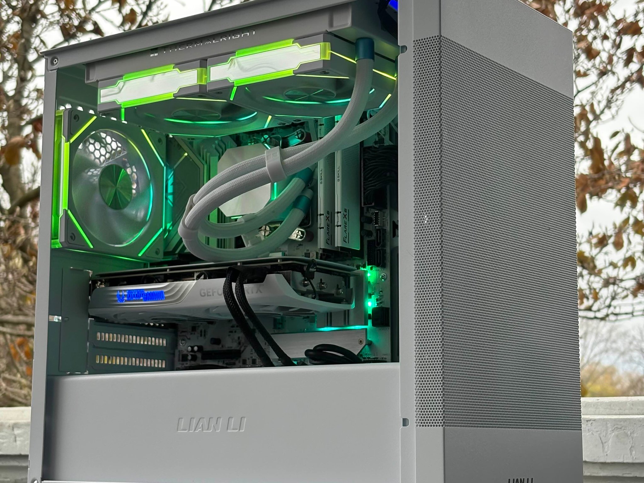 ❄️ Snowclaw 🐾 – Ryzen 7 7700 ⚡ | RTX 4070 Super 🧊 | 32GB DDR5 🐱 | 1TB NVMe 💽