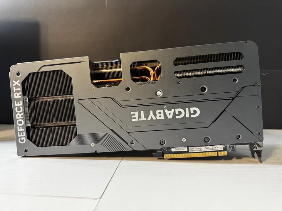 GIGABYTE GeForce RTX 4080 SUPER GAMING OC 16GB GDDR6X Graphics Card LIKE NEW