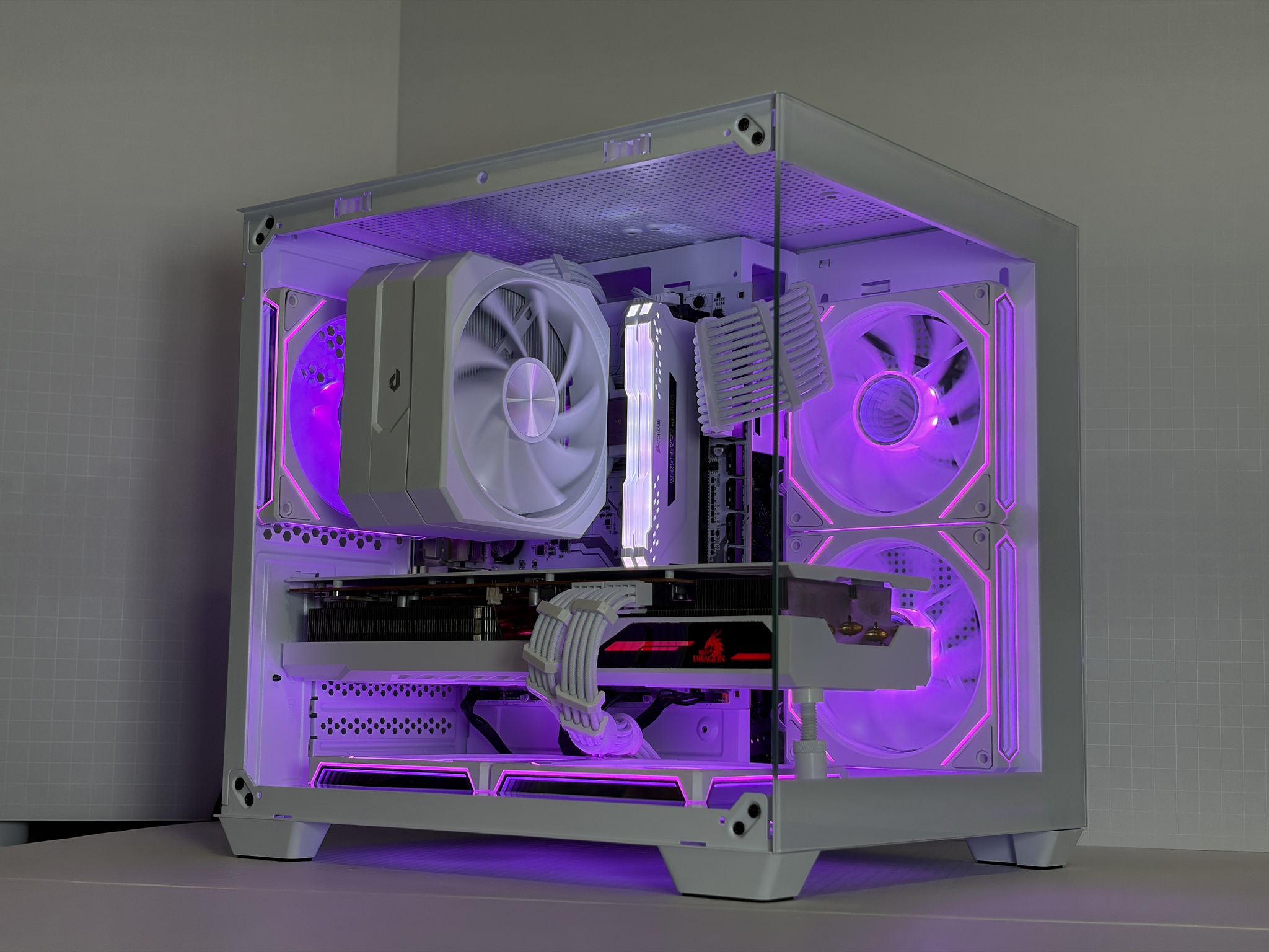 🔥 RX 6800 + Ryzen 5 5600 – White Gaming PC – 1440p Ultra Monster | 1TB NVMe | 16GB RAM
