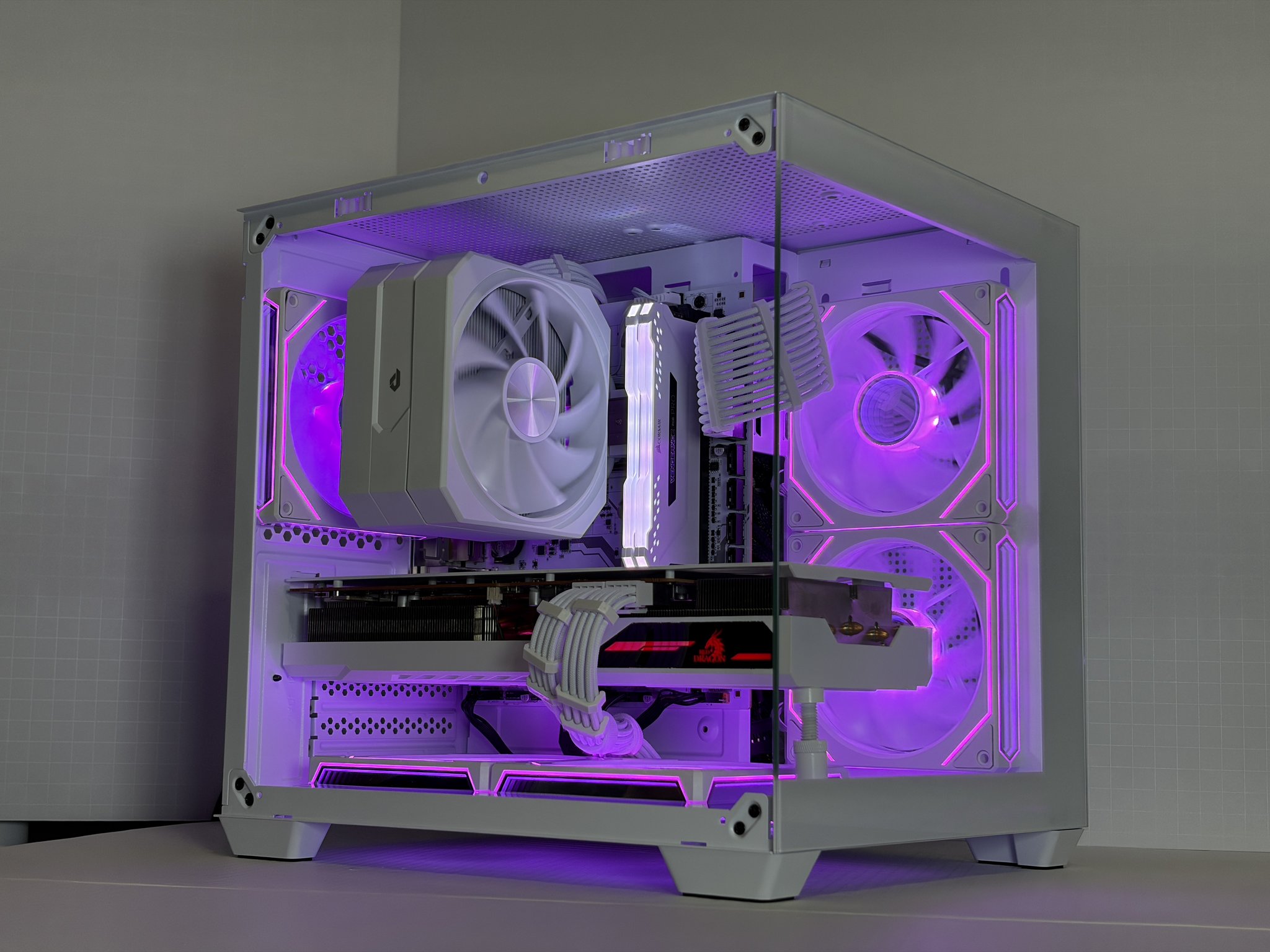 🔥 RX 6800 + Ryzen 5 5600 – White Gaming PC – 1440p Ultra Monster | 1TB NVMe | 16GB RAM