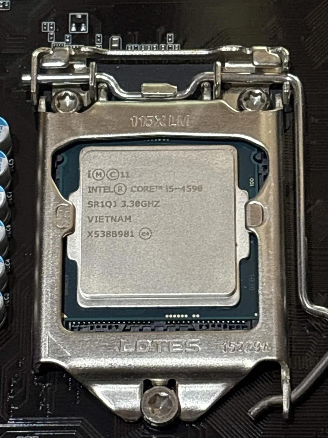 Gigabyte H87M-D3H / i5-4590 / 2x4GB DDR3 1600MHZ