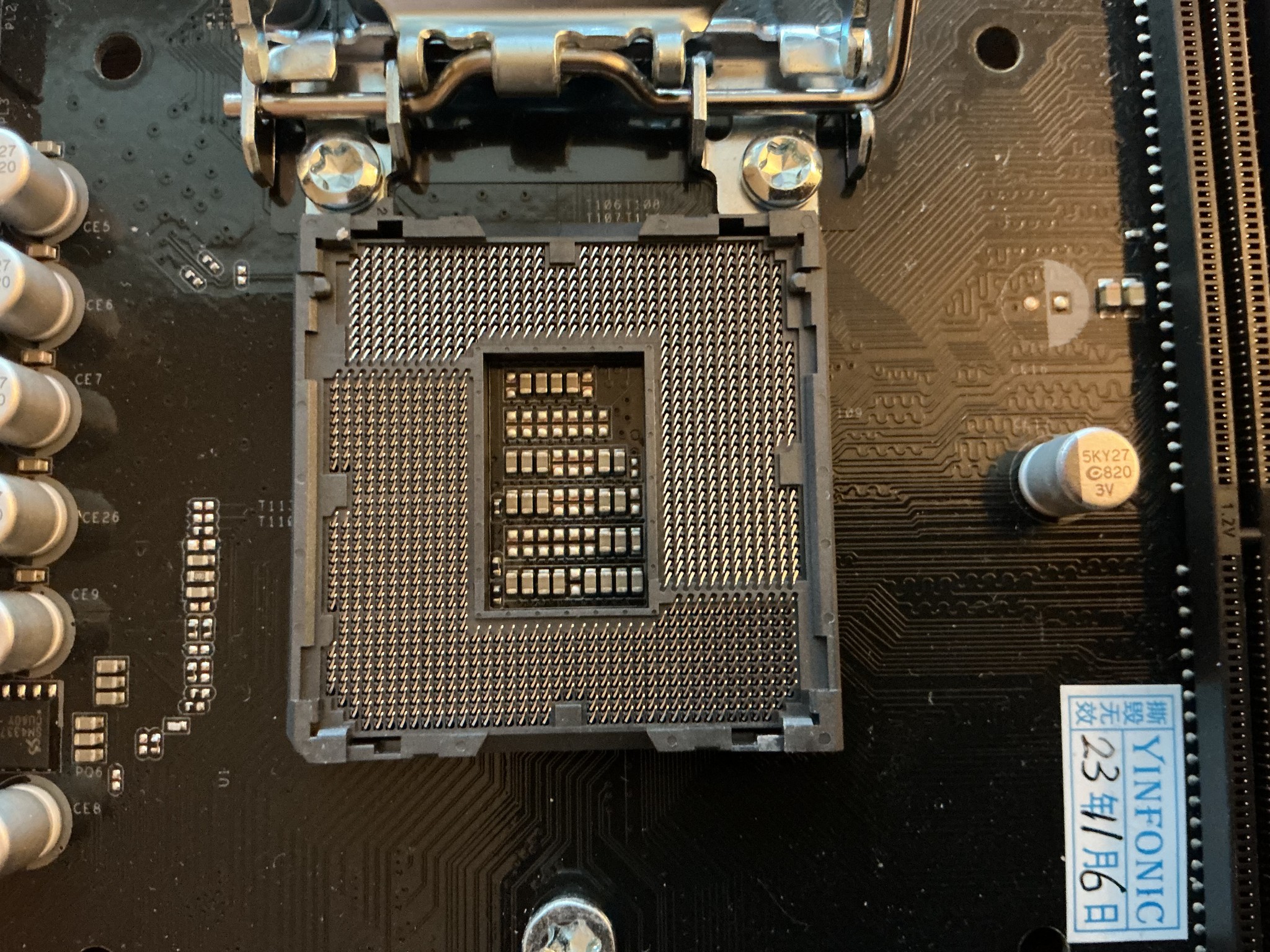 Asrock z370 Motherboard/Celeron/8gb RAM/cooler/Bluetooth & WiFi