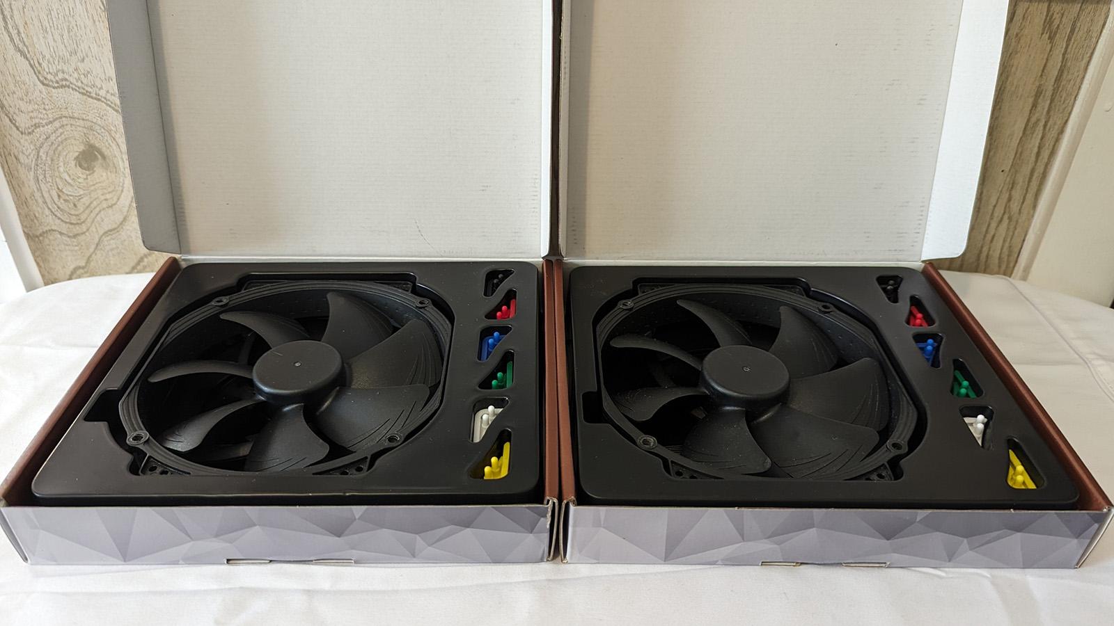 Noctua NF-A15 HS-PWM Chromax.Black.Swap Case/Heatsink upgrade Fans 140mm x 150mm x 25mm