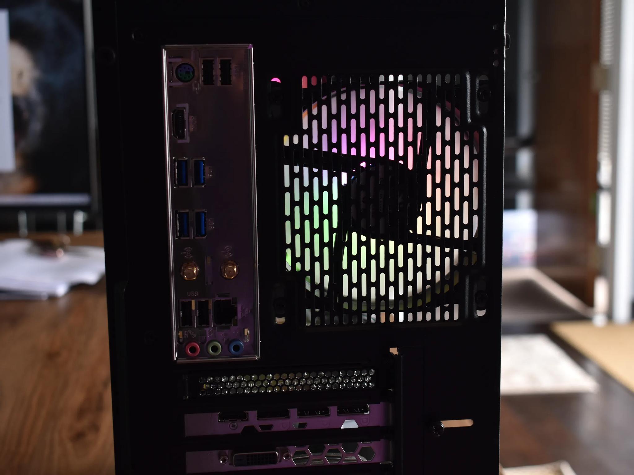 Ryzen 3 4100 / RX 570 8GB Starter Gaming PC