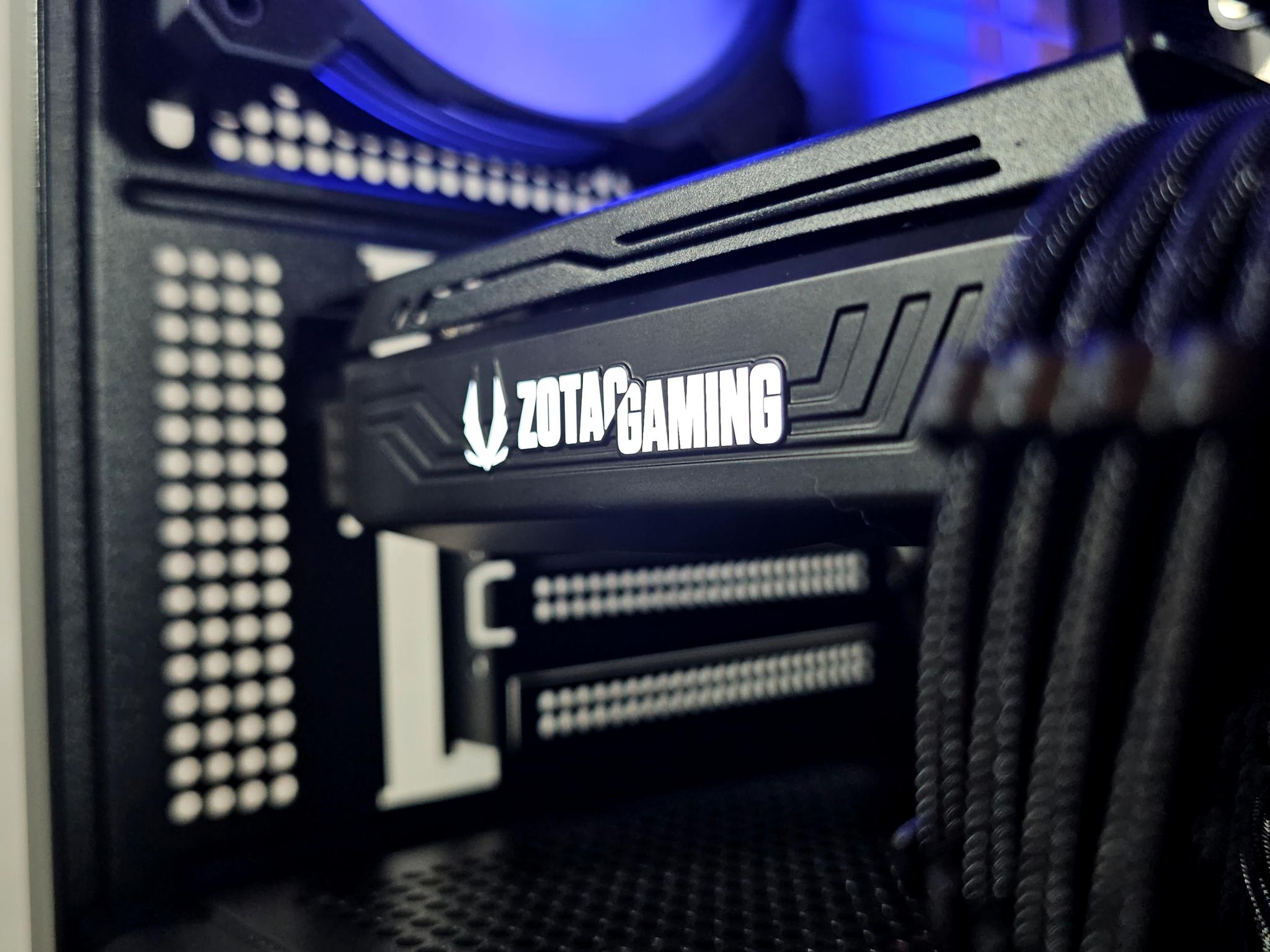 RTX 3070 / Ryzen 5 3600 / 16GB DDR4 / 1TB SSD / 1080p-1440p darkFlash