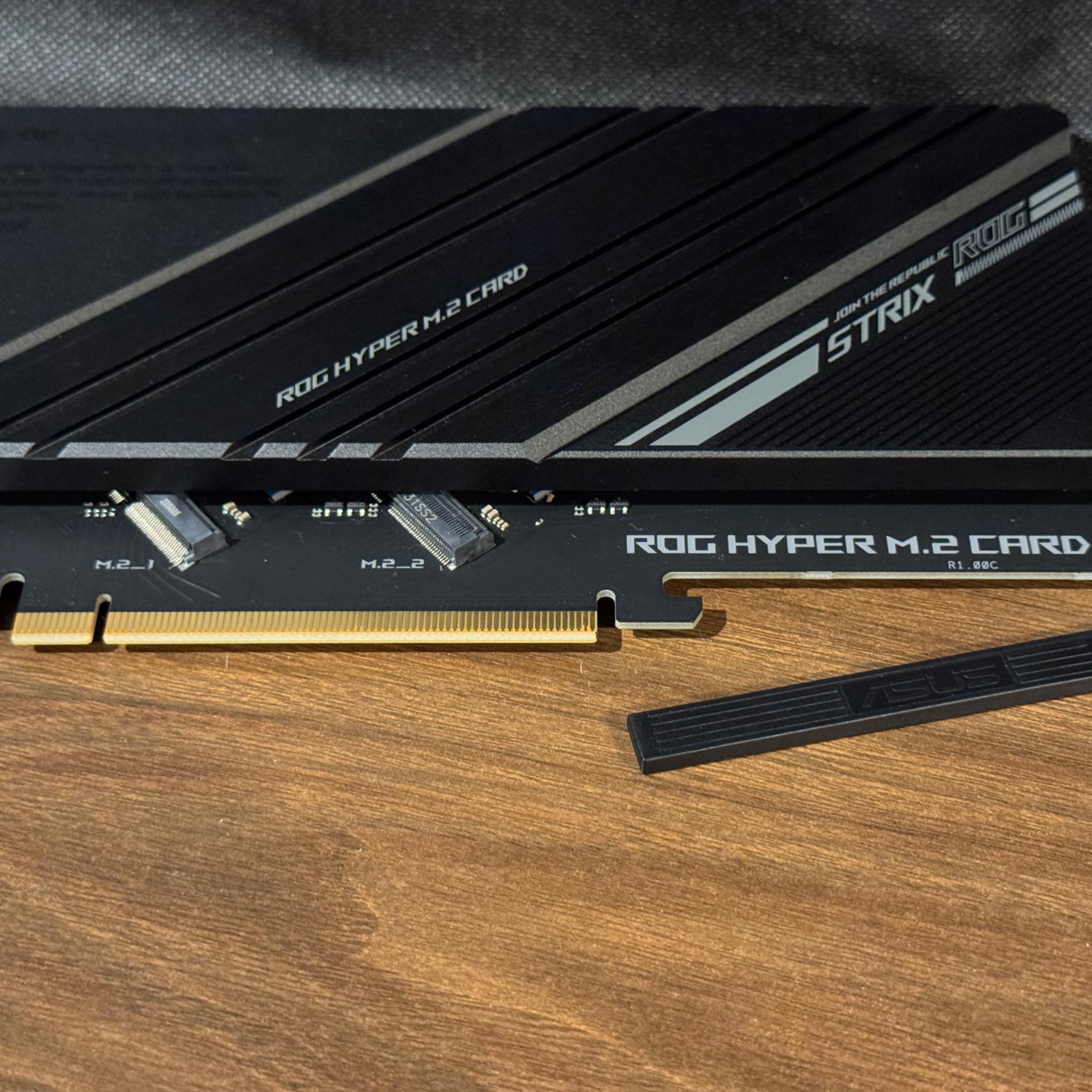 ASUS ROG HYPER M.2 PCIe Card - Gen5 PCIe Ready (2 x M.2 Expansion)