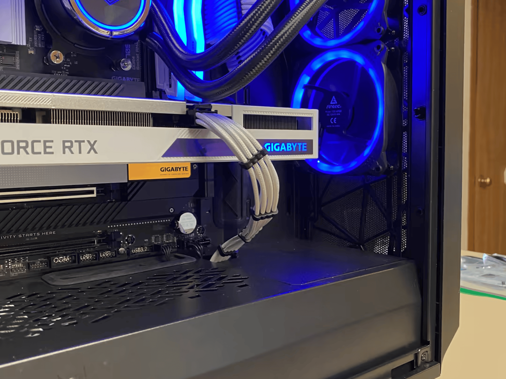 20-20 Vision | Ryzen 5 5600x and RTX 3060 Gaming PC