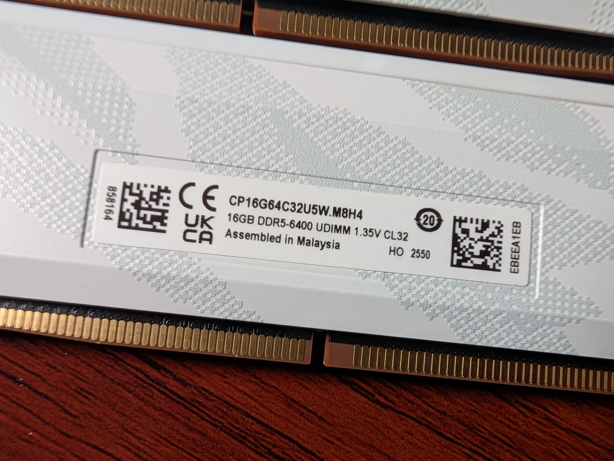 Crucial Pro OC 32GB (2x16GB) DDR5 6400 CL32 RAM