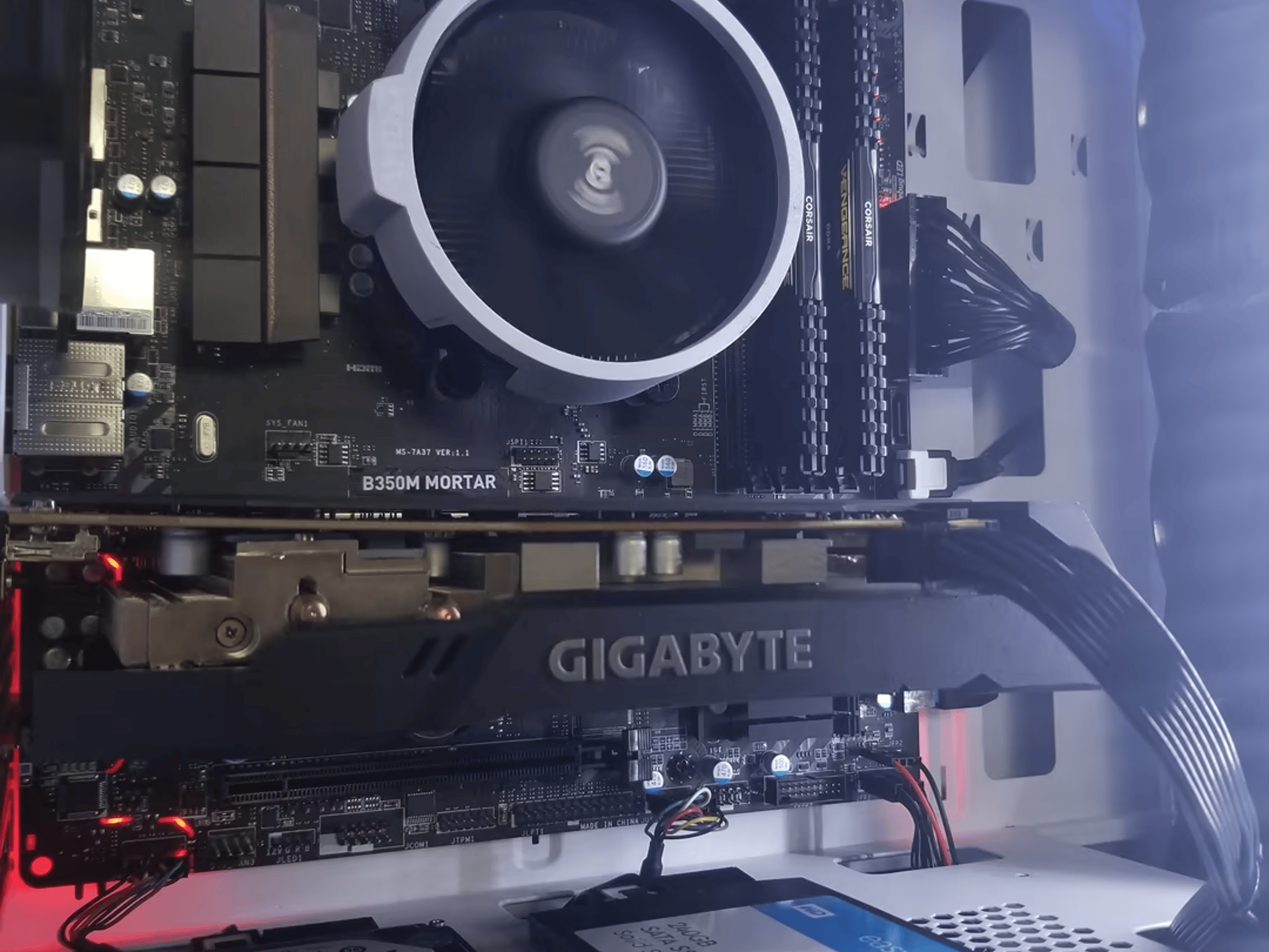 AMD Ryzen 5 2600X // AMD Radeon RX 5500XT 8GB // Corsair LPX 2x8 16GB 2400MHz