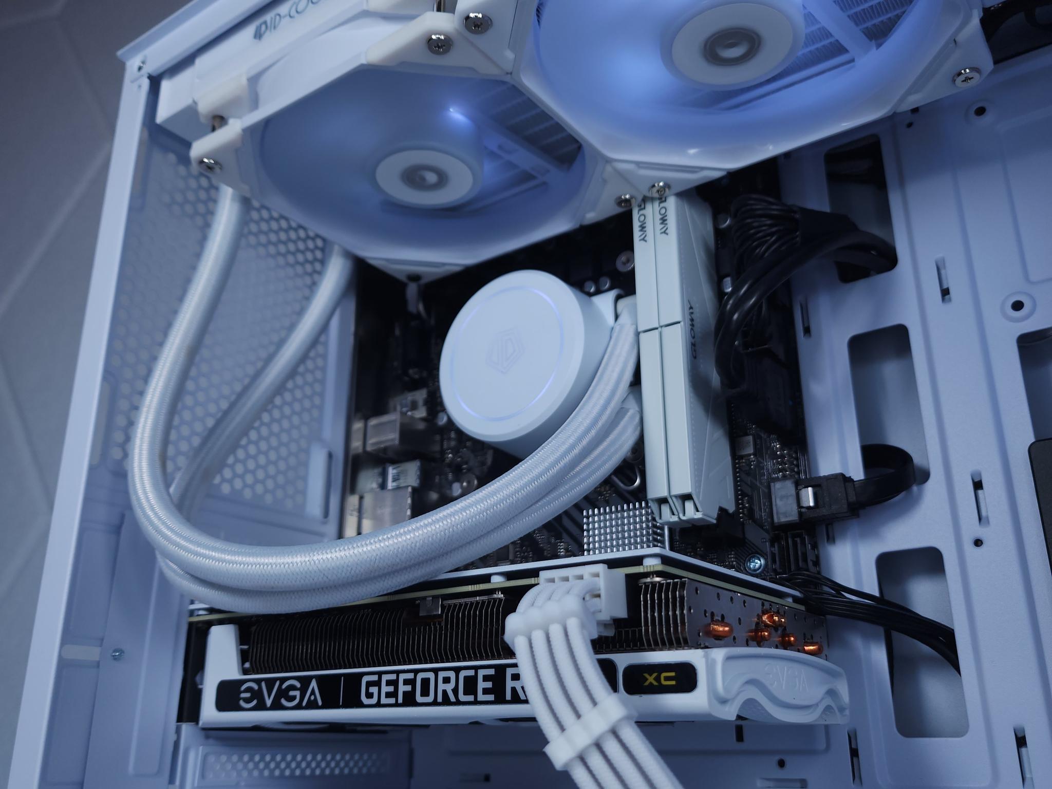 🤍🤍 RTX 3060 Ti // Core i5 12400 // 16GB 3600MHz // 1TB NVMe Gen 3