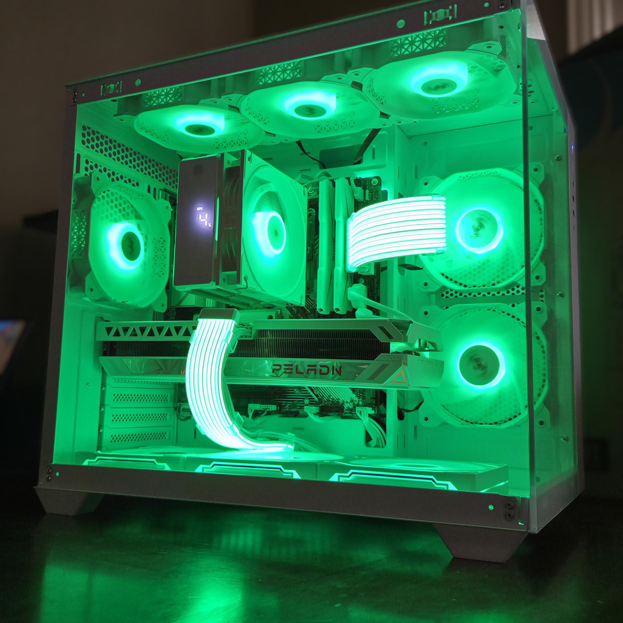 The Yeti! ❄️ – Ryzen 5 7500F • RTX 3070 Ti • 32GB DDR5 6000 • Temp Display • 1440p Gaming PC
