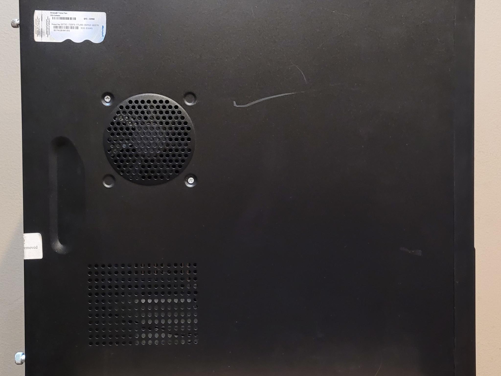 Cooler Master Elite 350 | Pentium E5700 3 GHZ | 4GB RAM | 240 GB SSD | HD 4350 | 2000s Retro Gaming