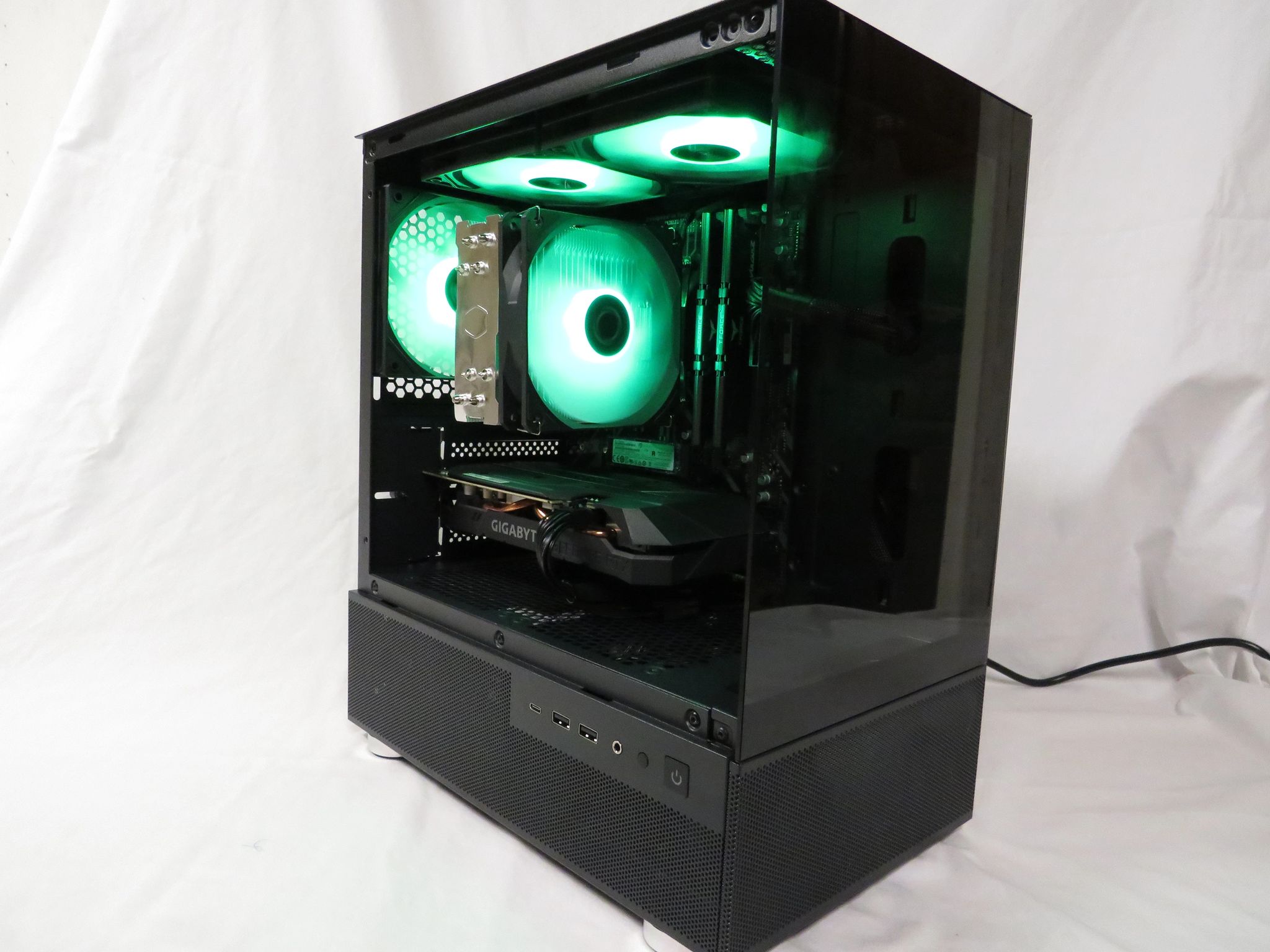 PERFORMANCE on a budget. AMD Ryzen 5 5500 + RTX 2060, low cost high frame rate gaming