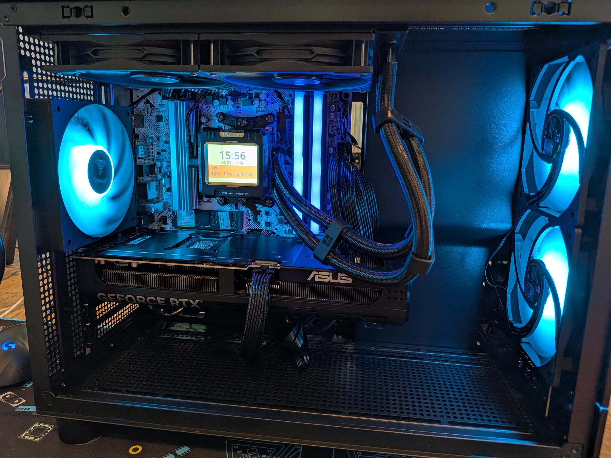 1440p Comet - RTX 5070, Ryzen 5 9600X, 32 GB DDR5, 2 TB Gen 4 NVME