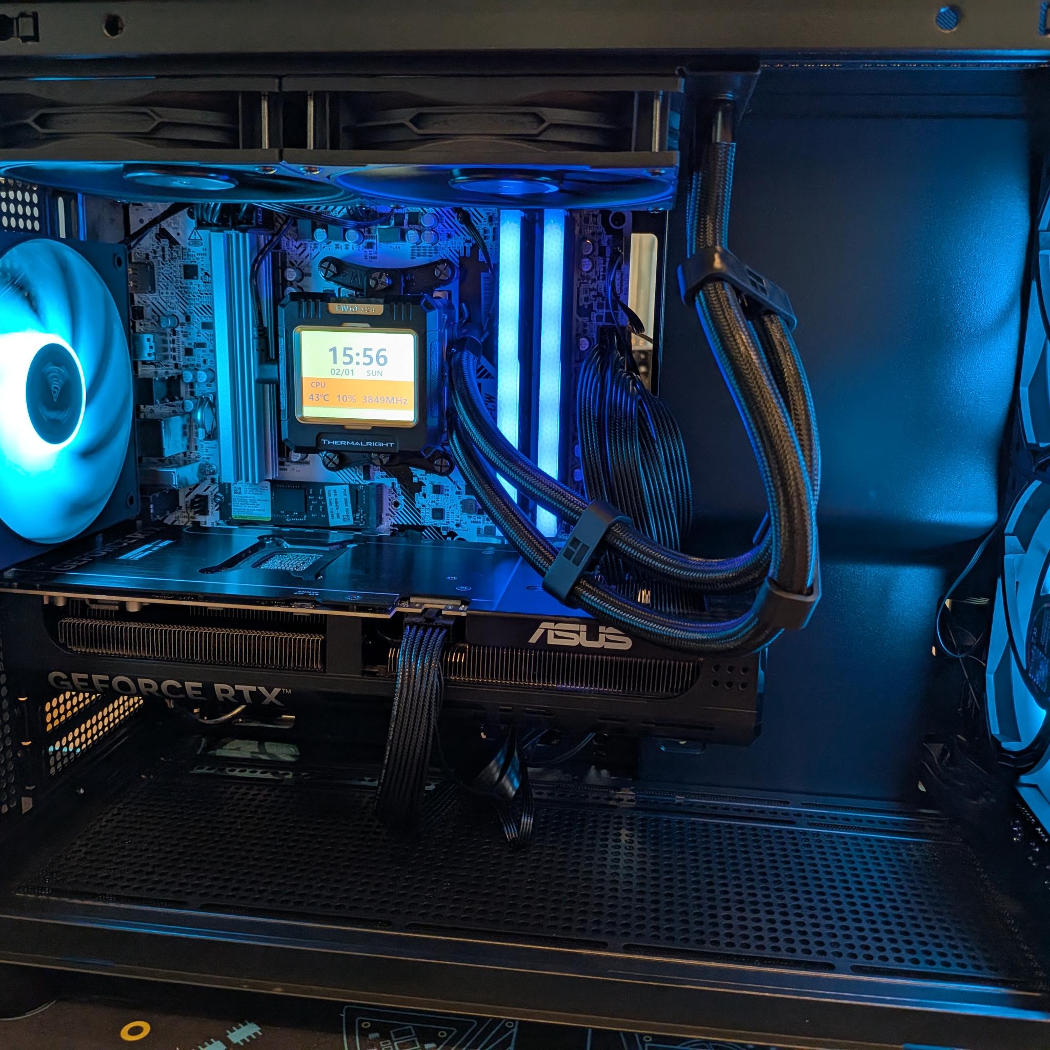 1440p Comet - RTX 5070, Ryzen 5 9600X, 32 GB DDR5, 2 TB Gen 4 NVME
