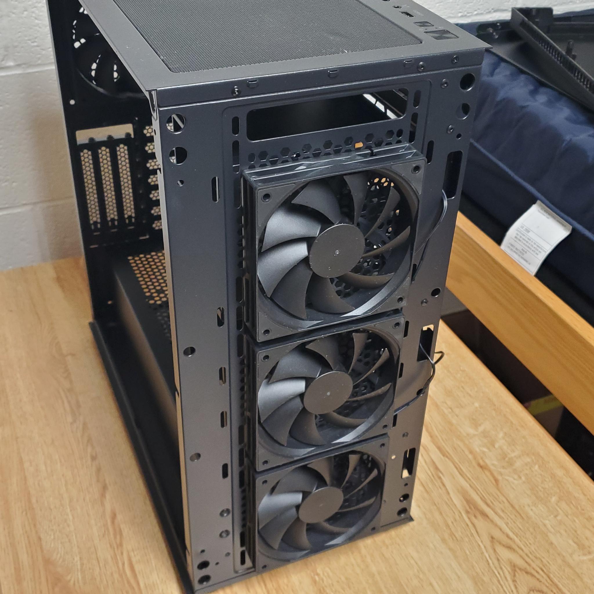 DARKROCK Classico MAX Storage Master