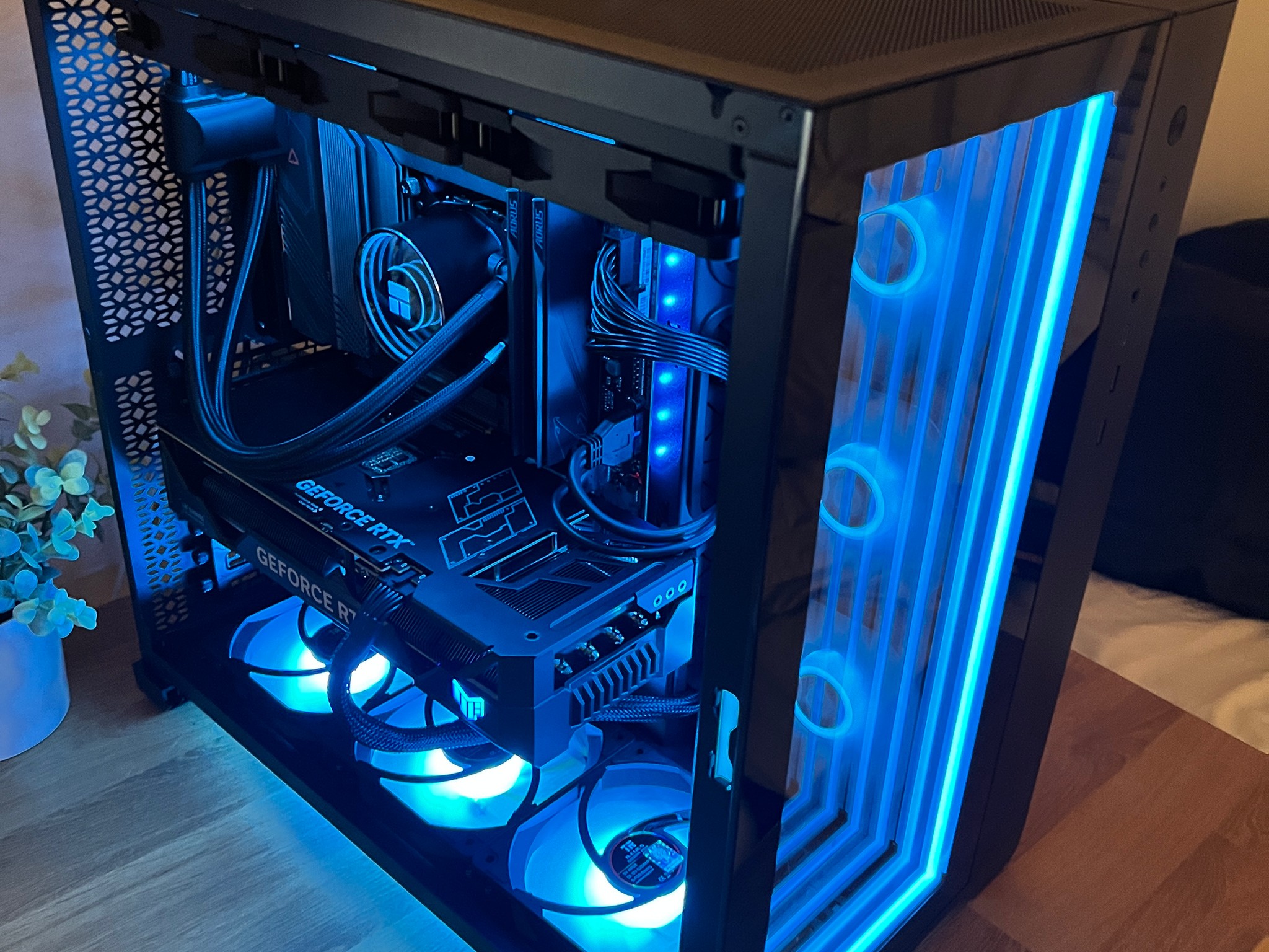 RTX 4070 ti | i7-12700k | 32gb ddr5 | 1tb gen4 m.2 | Gaming PC