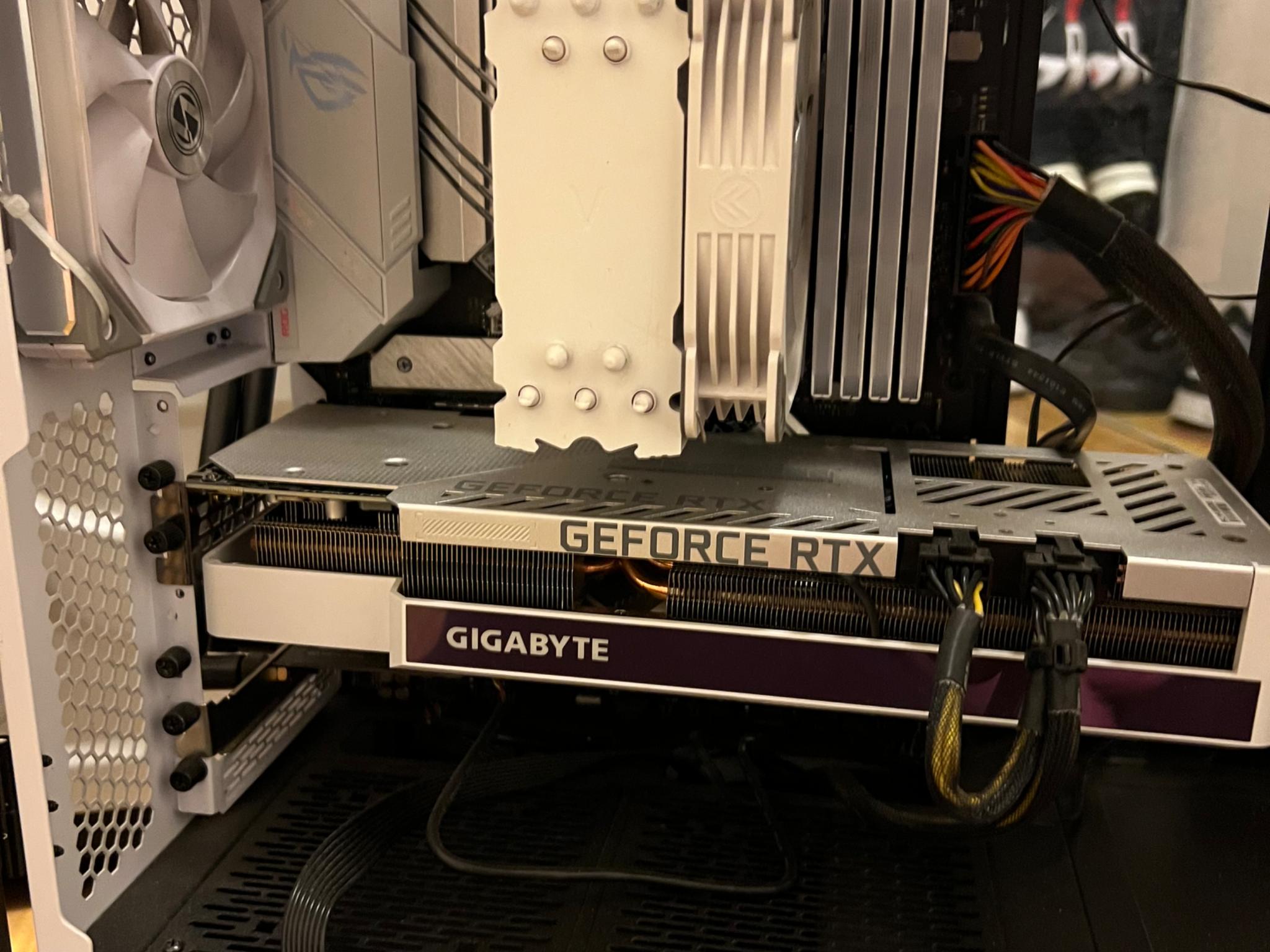 Gigabyte RTX 3070TI Vision OC