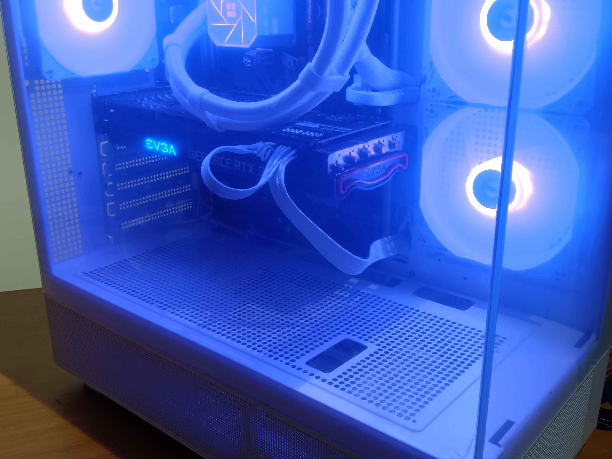 GeForce RTX 3070 White Custom Gaming PC - Ryzen 5 5500