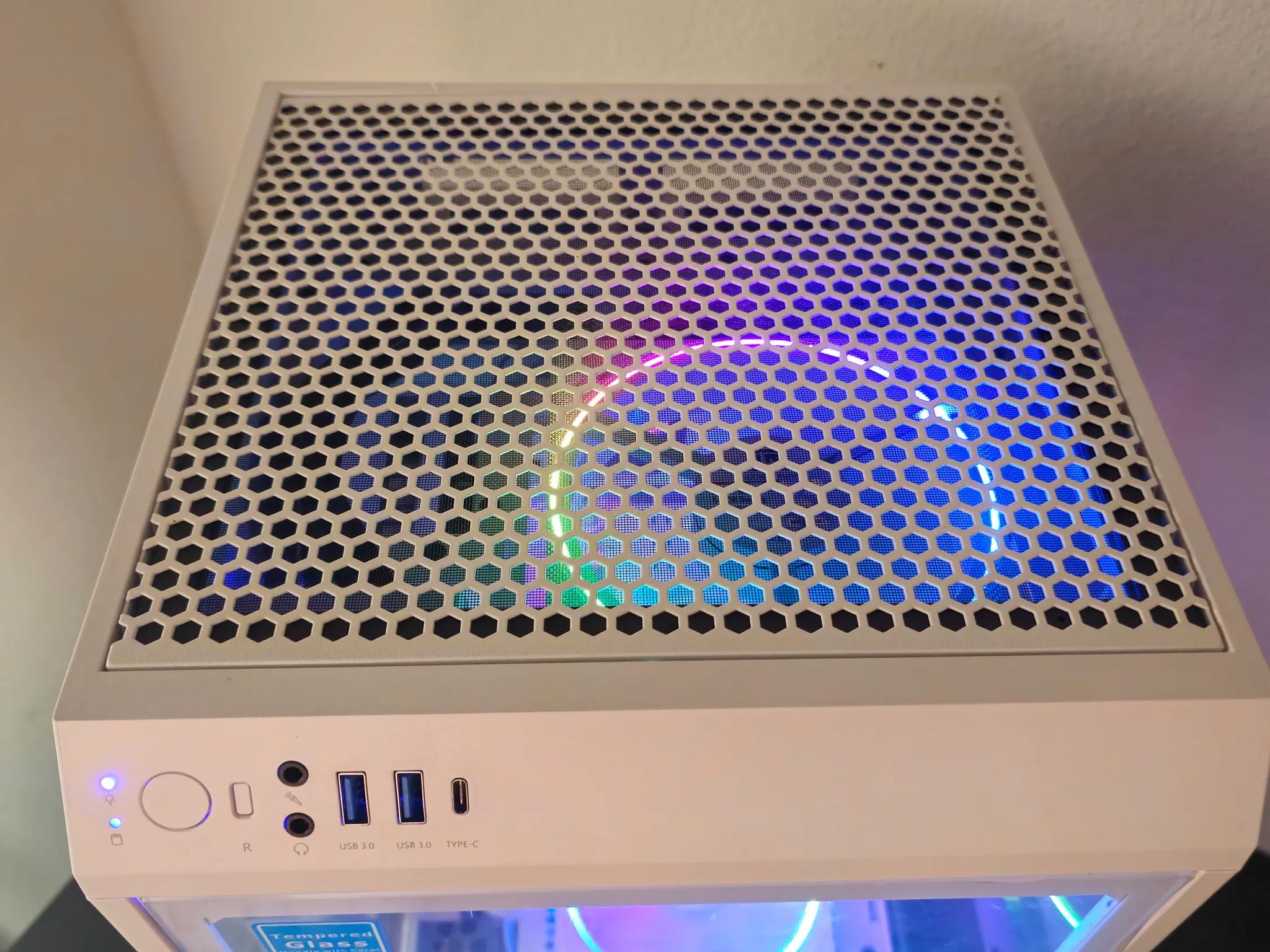 ITX White PC // RTX 3060 12GB // i5 10400f // 32GB DDR4 3600 // 1TB NVME // Wi-Fi + BT