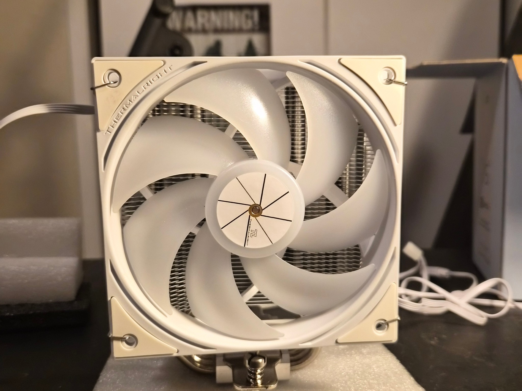 I5-9600k + 1650 super + ASUS B360 matx + 16gb ram + Case