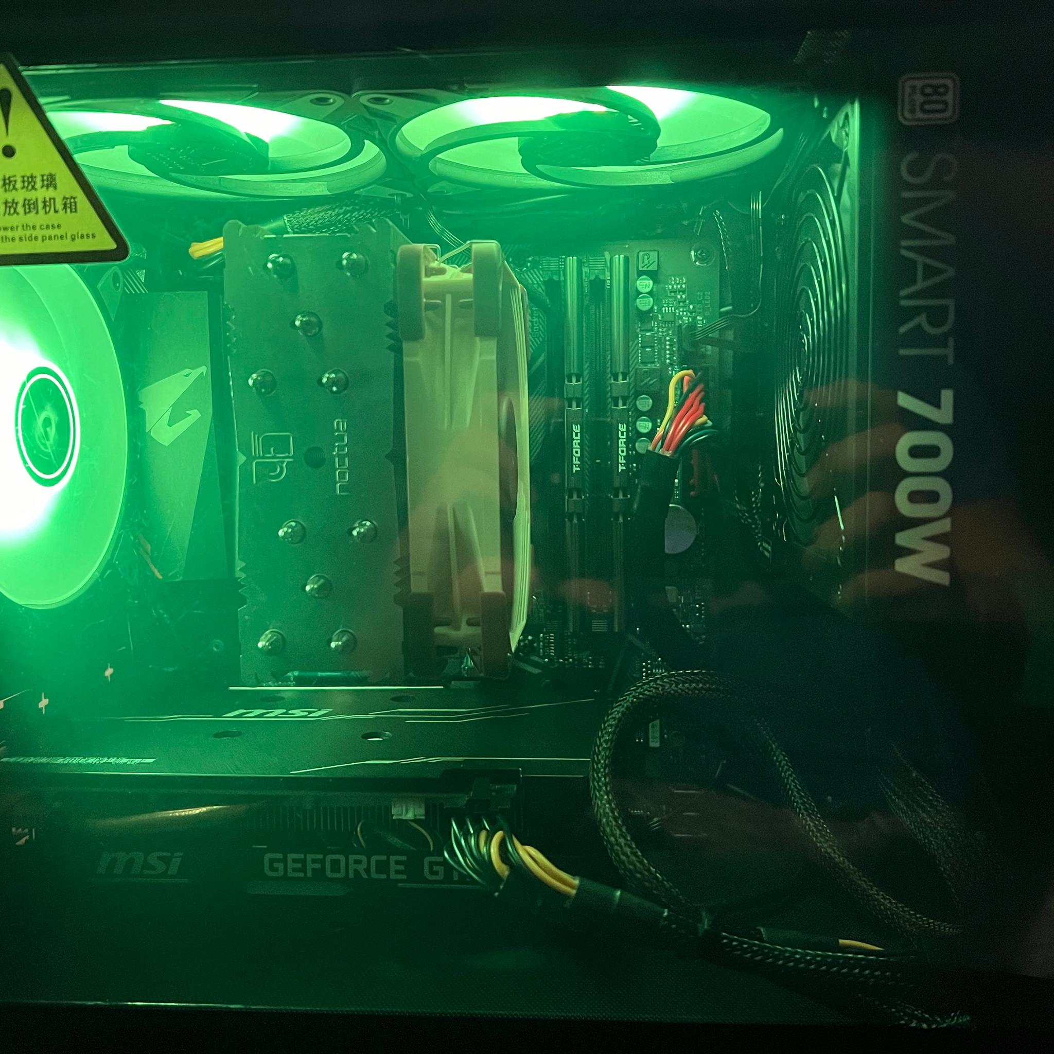 Custom Gaming PC Ryzen 5 5500/16 GB DDR4/GTX 1660 Super